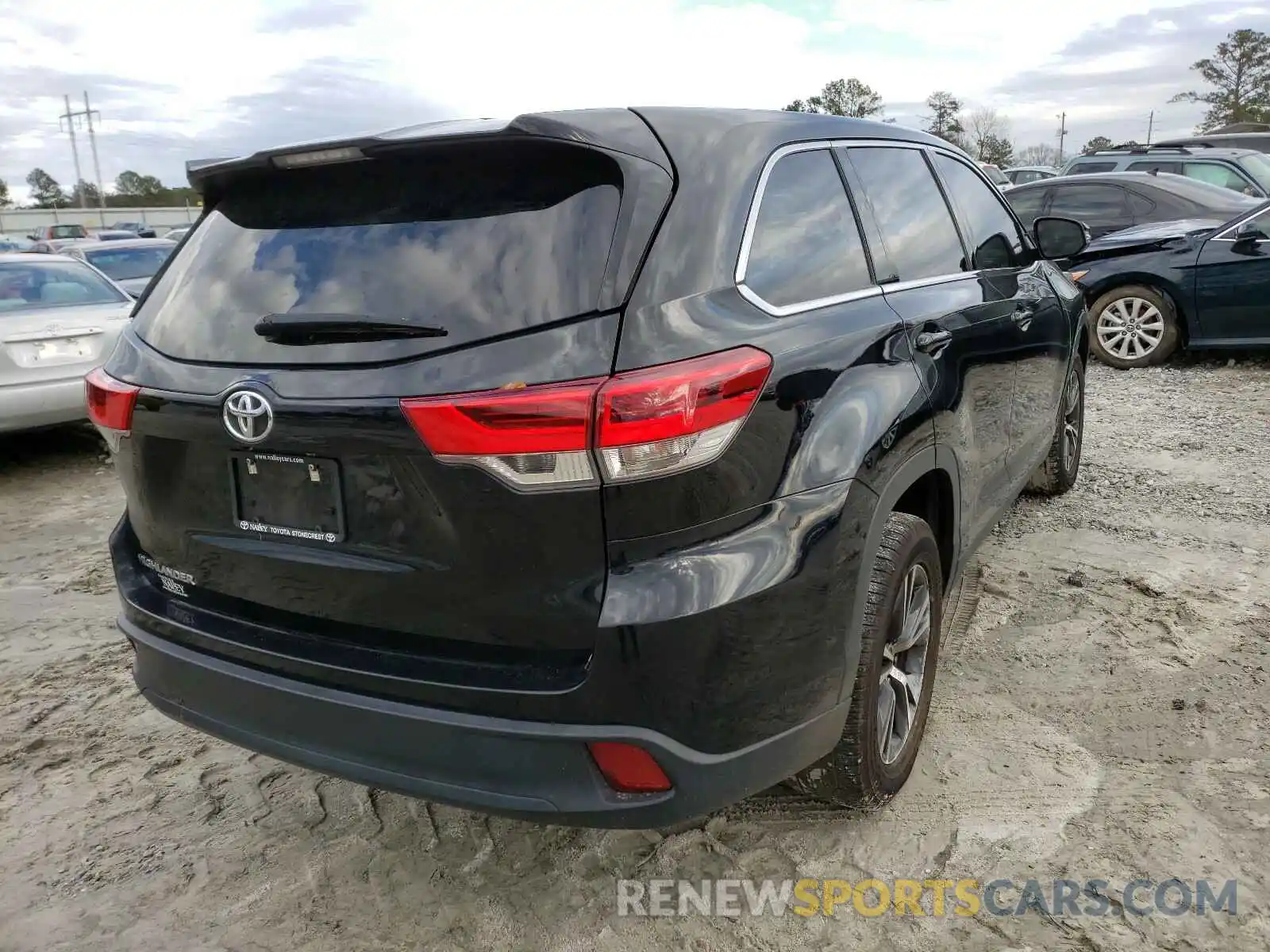 4 Фотография поврежденного автомобиля 5TDZARFH0KS048345 TOYOTA HIGHLANDER 2019