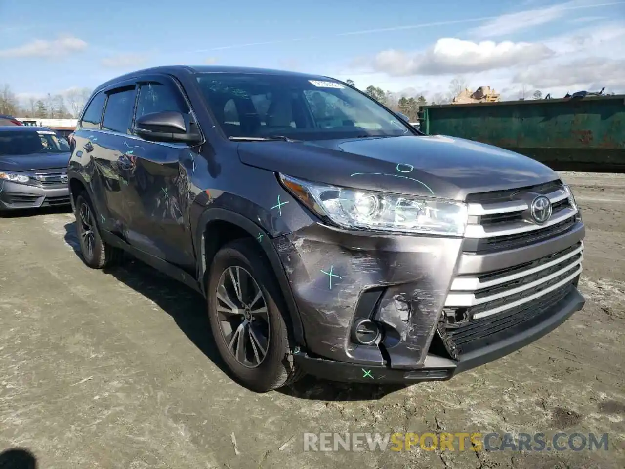 1 Photograph of a damaged car 5TDZARFH0KS049219 TOYOTA HIGHLANDER 2019