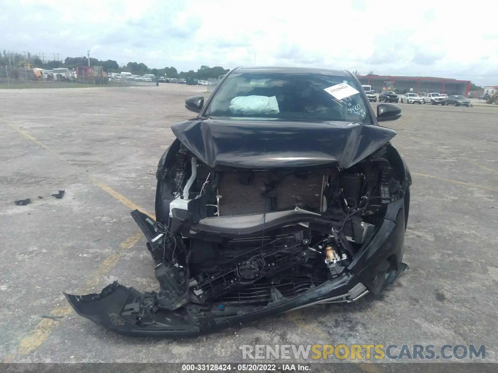 6 Photograph of a damaged car 5TDZARFH0KS049480 TOYOTA HIGHLANDER 2019