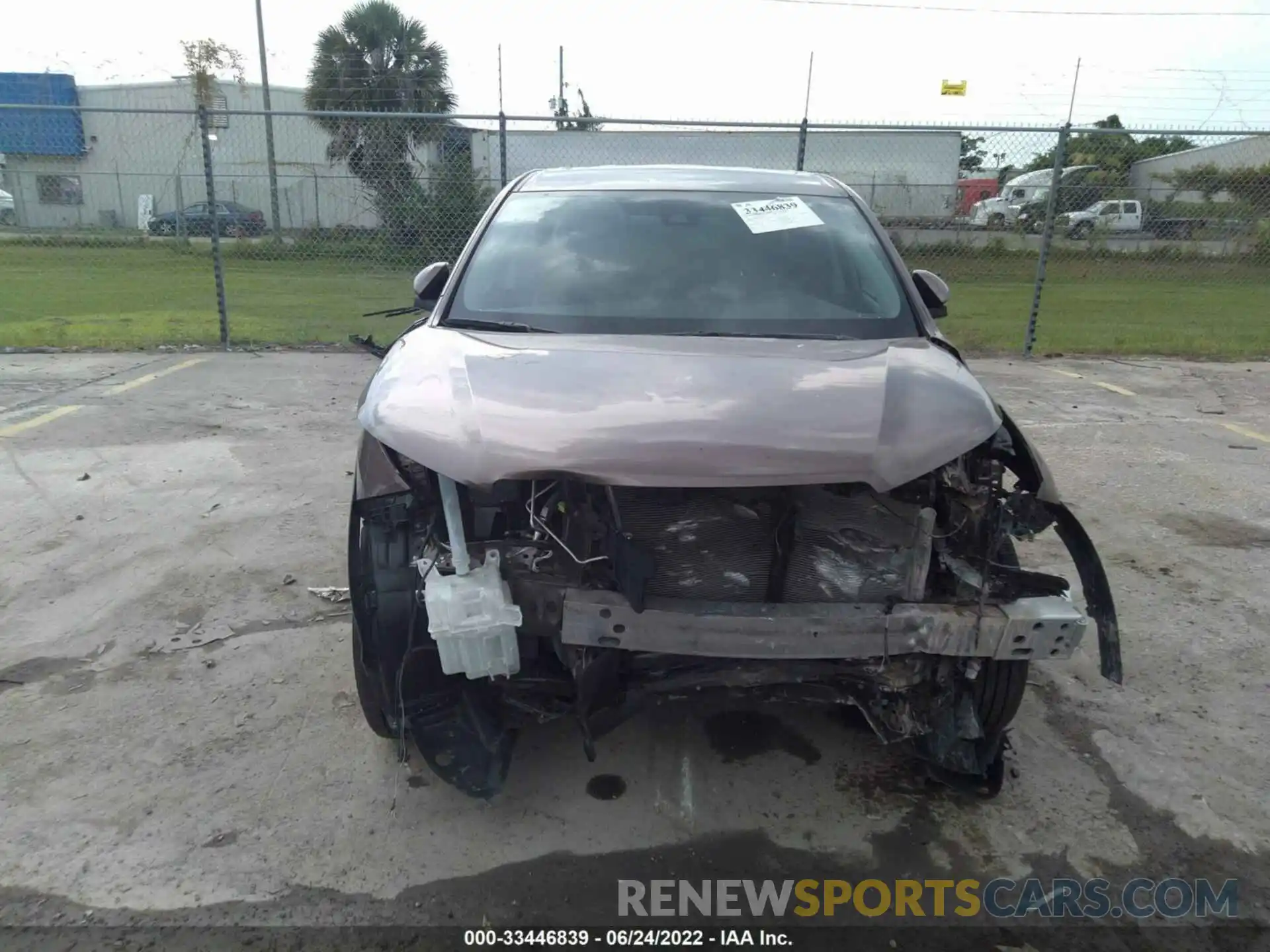 6 Photograph of a damaged car 5TDZARFH0KS051603 TOYOTA HIGHLANDER 2019