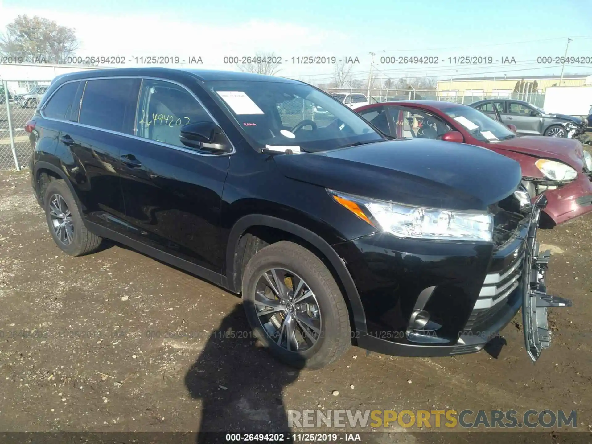 1 Photograph of a damaged car 5TDZARFH0KS051875 TOYOTA HIGHLANDER 2019