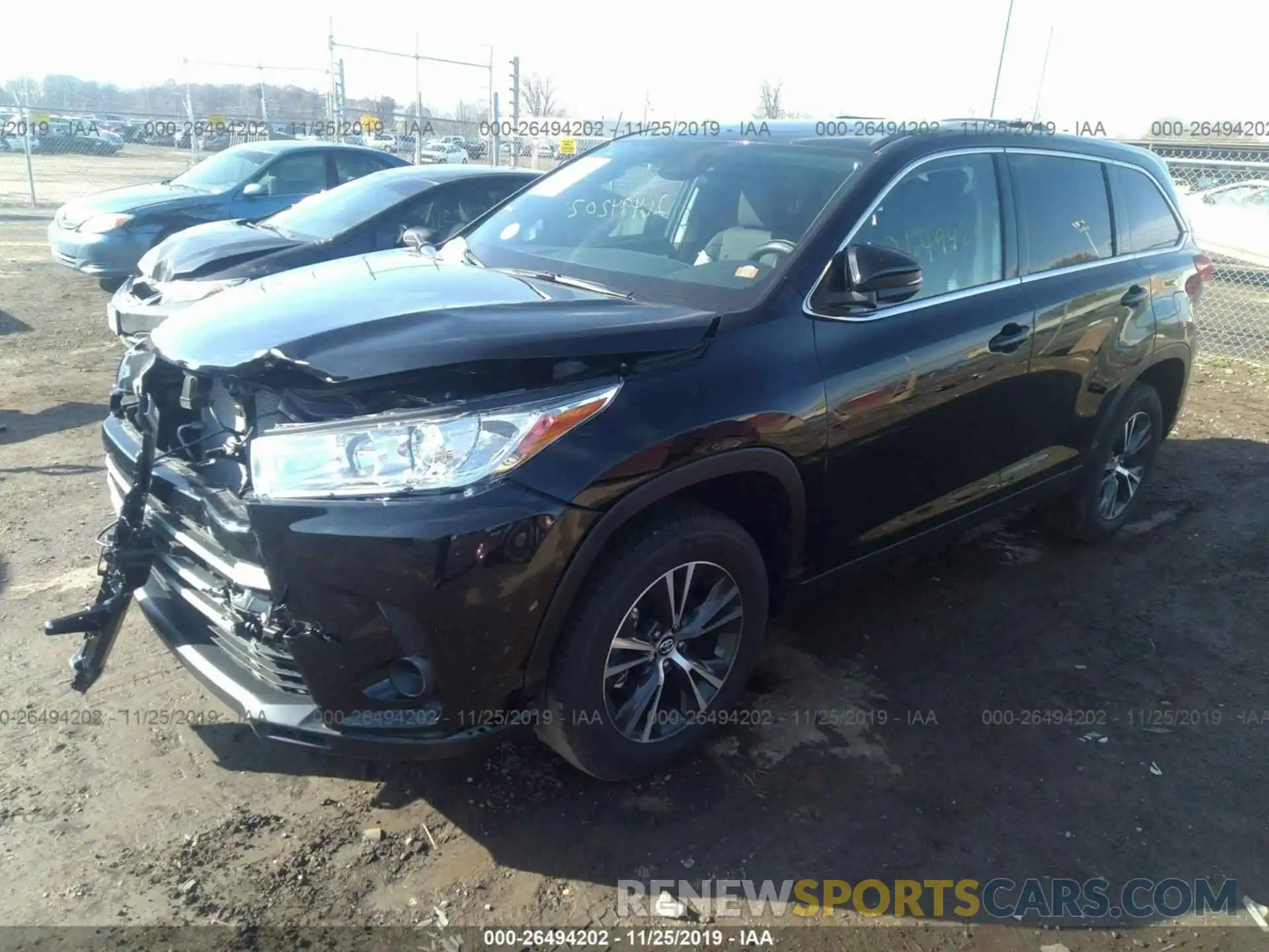 2 Photograph of a damaged car 5TDZARFH0KS051875 TOYOTA HIGHLANDER 2019