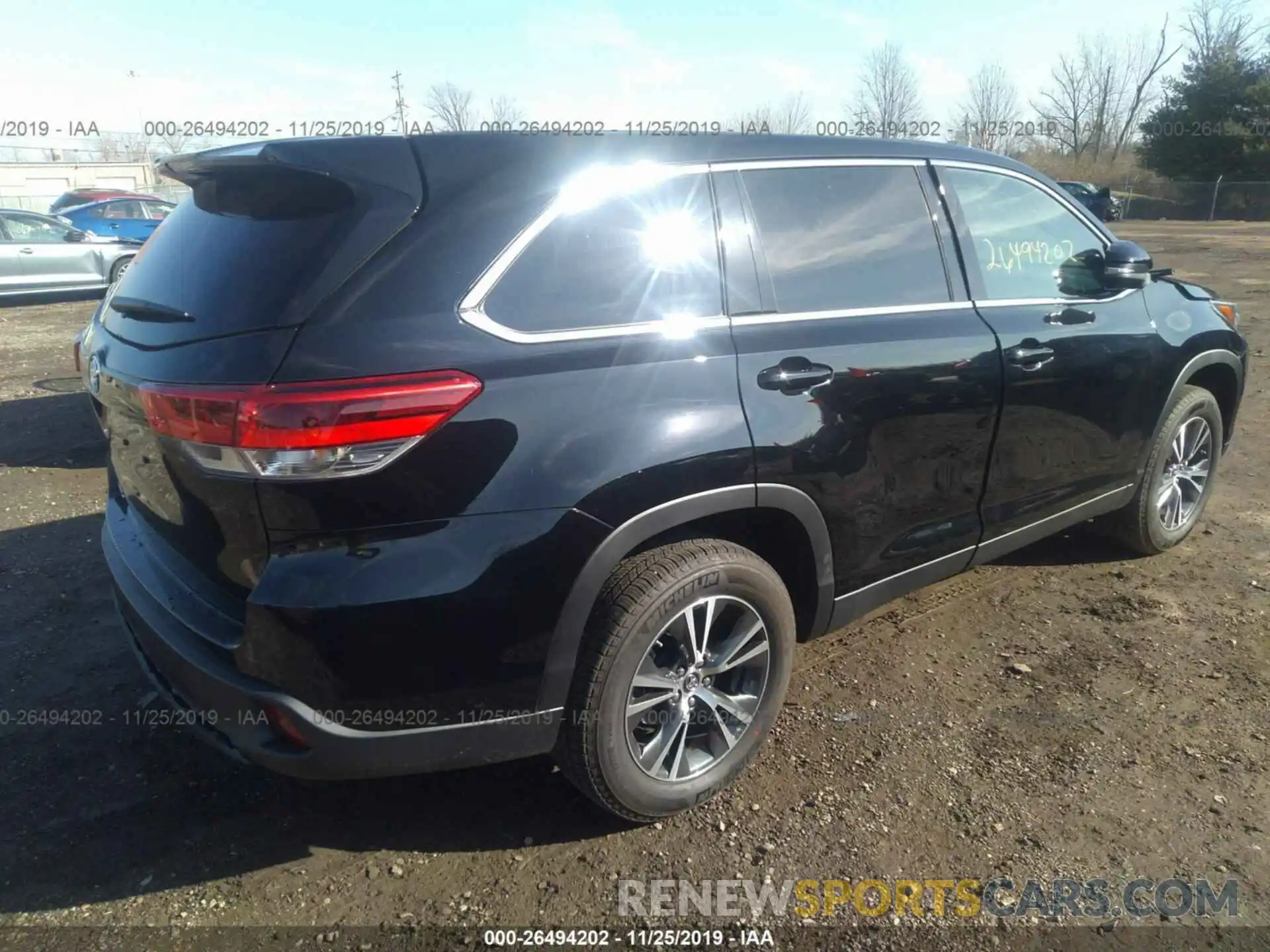 4 Фотография поврежденного автомобиля 5TDZARFH0KS051875 TOYOTA HIGHLANDER 2019