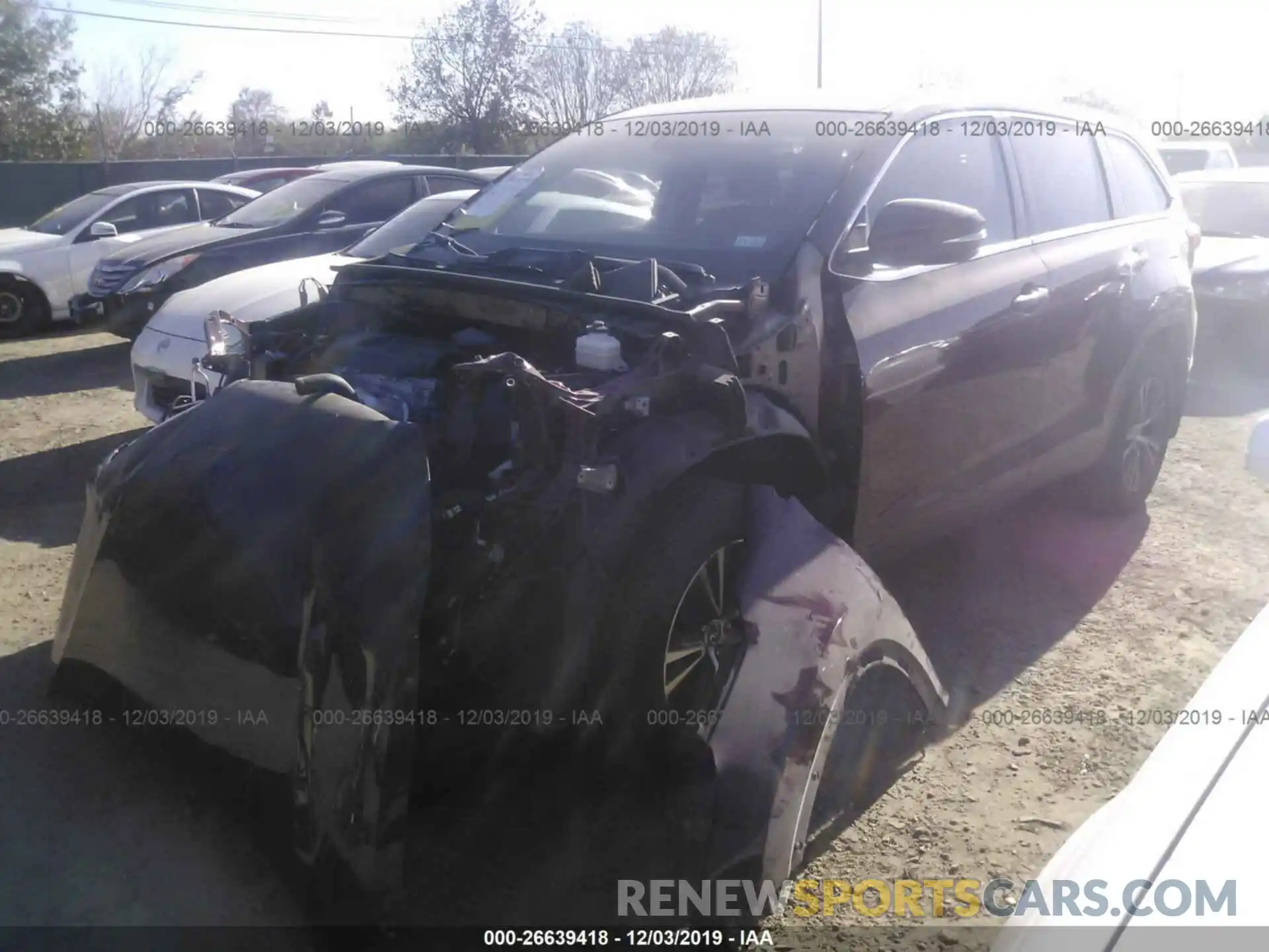 2 Photograph of a damaged car 5TDZARFH1KS042375 TOYOTA HIGHLANDER 2019