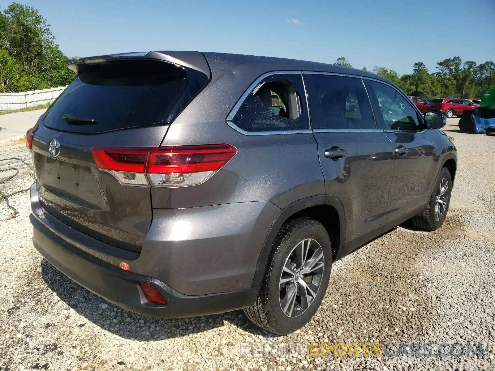 4 Фотография поврежденного автомобиля 5TDZARFH1KS044451 TOYOTA HIGHLANDER 2019