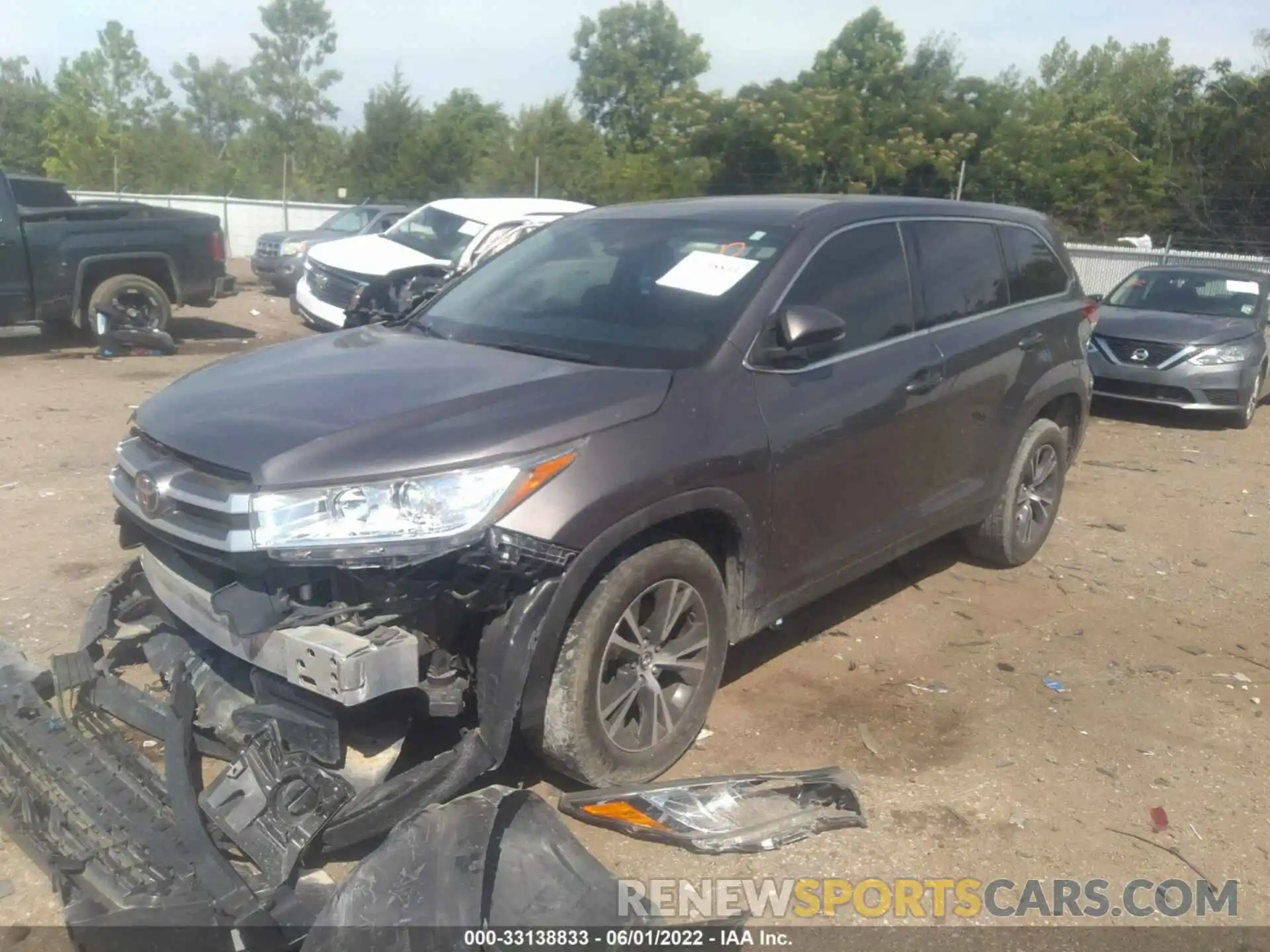 2 Фотография поврежденного автомобиля 5TDZARFH1KS056454 TOYOTA HIGHLANDER 2019