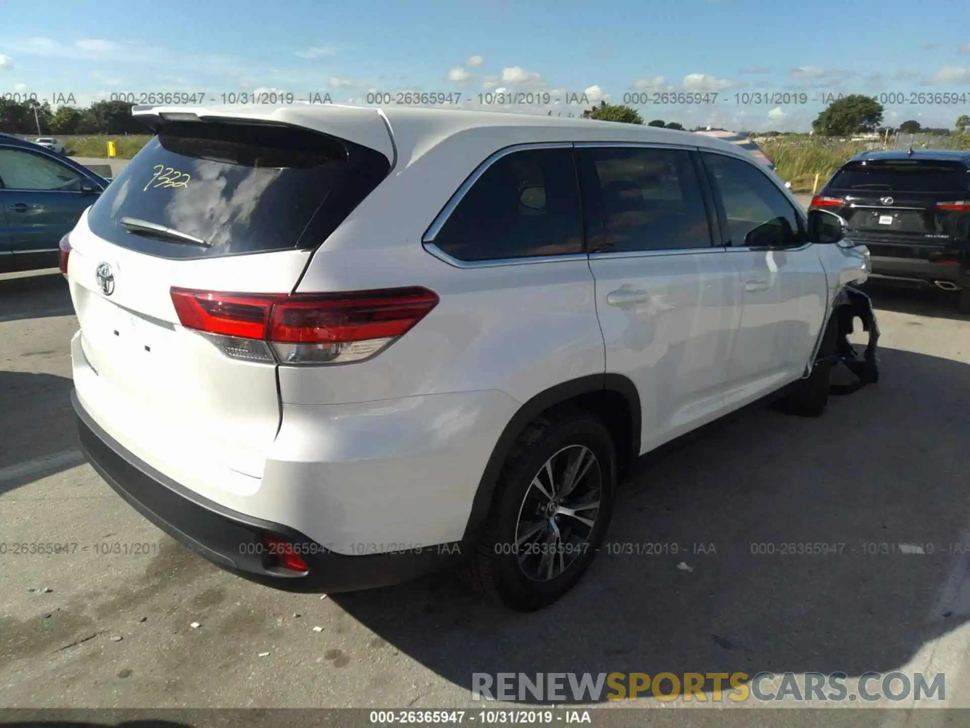 4 Фотография поврежденного автомобиля 5TDZARFH1KS056843 TOYOTA HIGHLANDER 2019