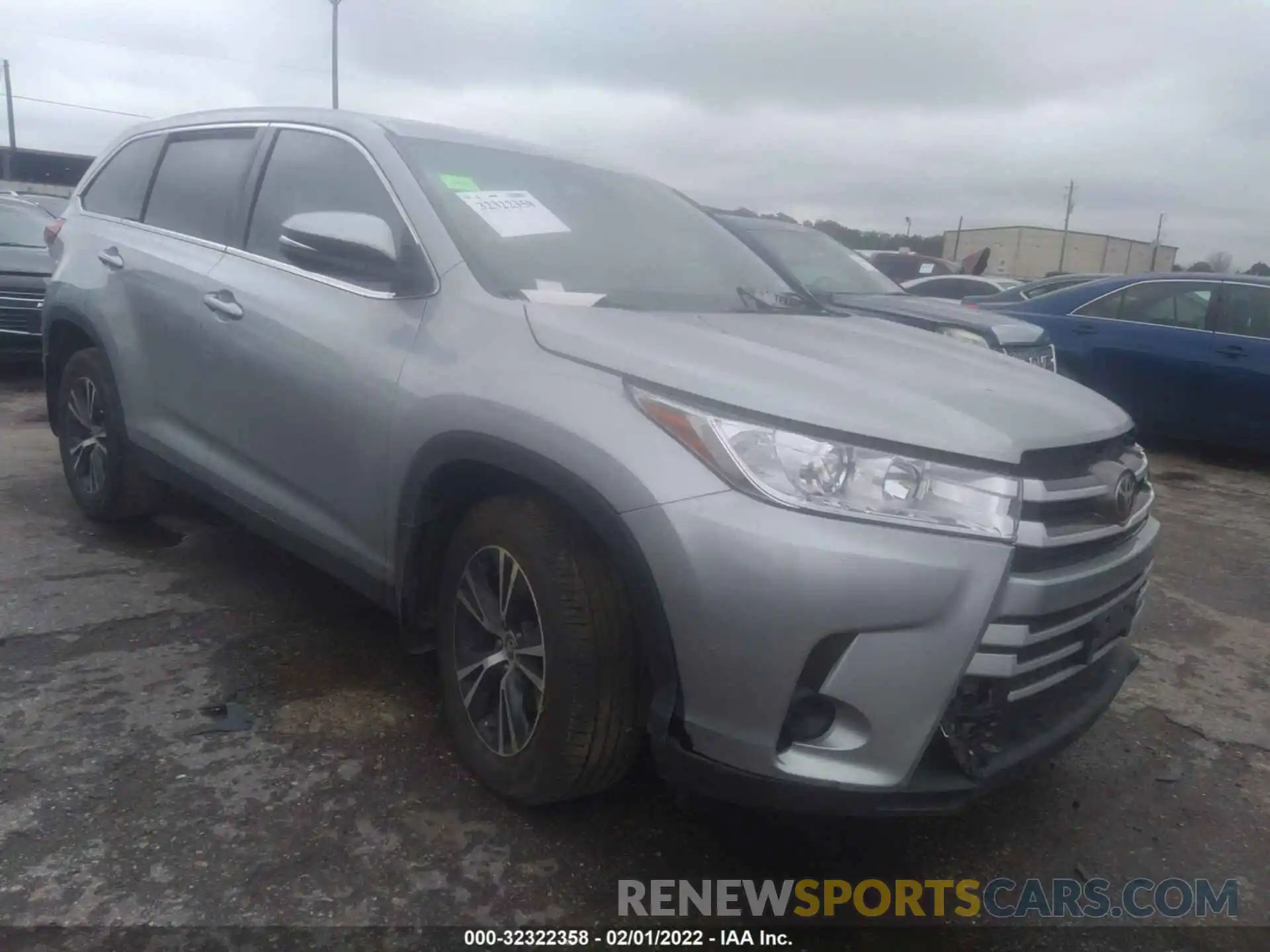 1 Photograph of a damaged car 5TDZARFH1KS057121 TOYOTA HIGHLANDER 2019