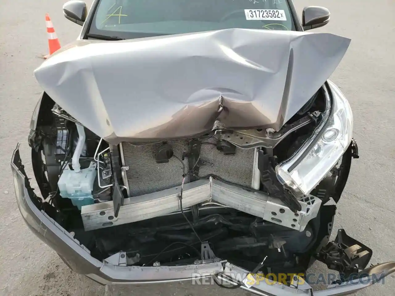 7 Photograph of a damaged car 5TDZARFH1KS059564 TOYOTA HIGHLANDER 2019