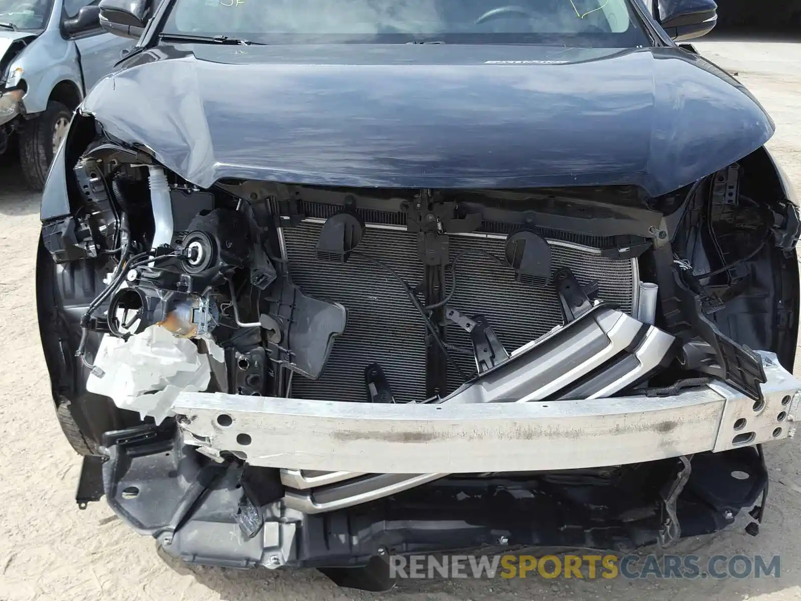 9 Photograph of a damaged car 5TDZARFH2KS044197 TOYOTA HIGHLANDER 2019