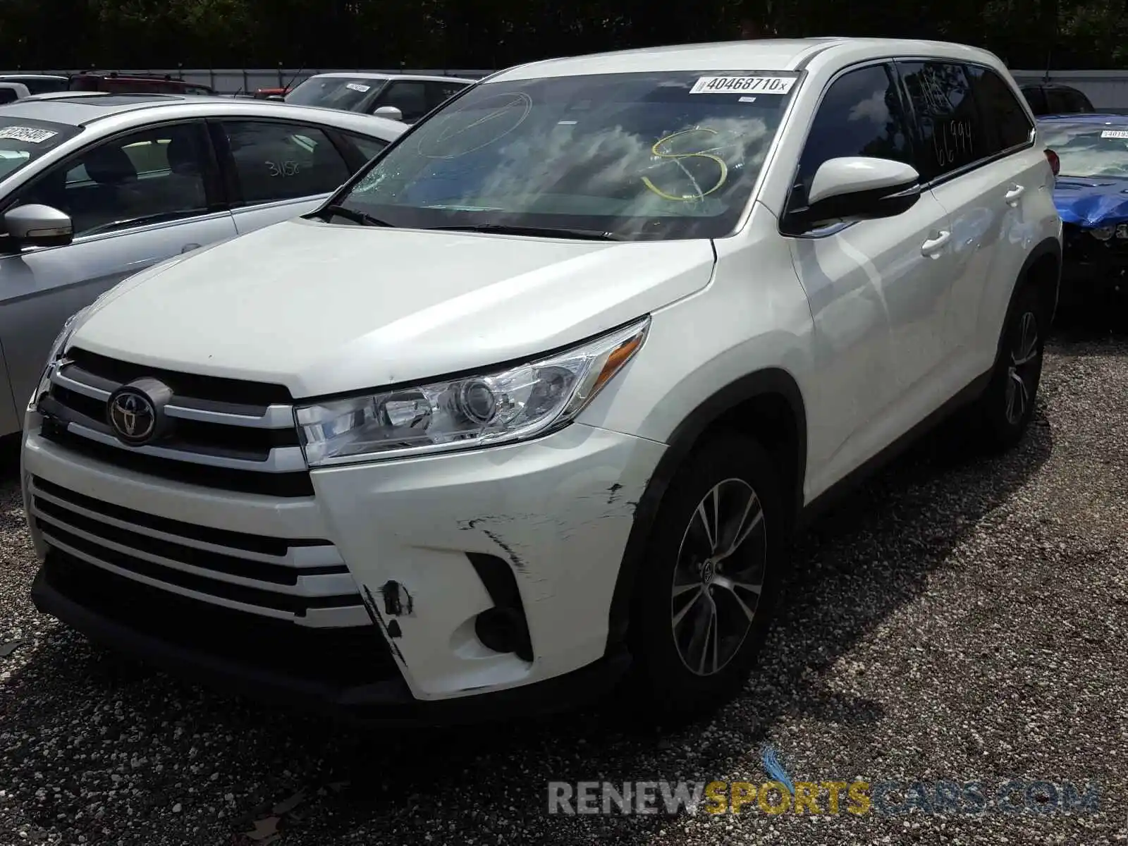 2 Photograph of a damaged car 5TDZARFH2KS044216 TOYOTA HIGHLANDER 2019