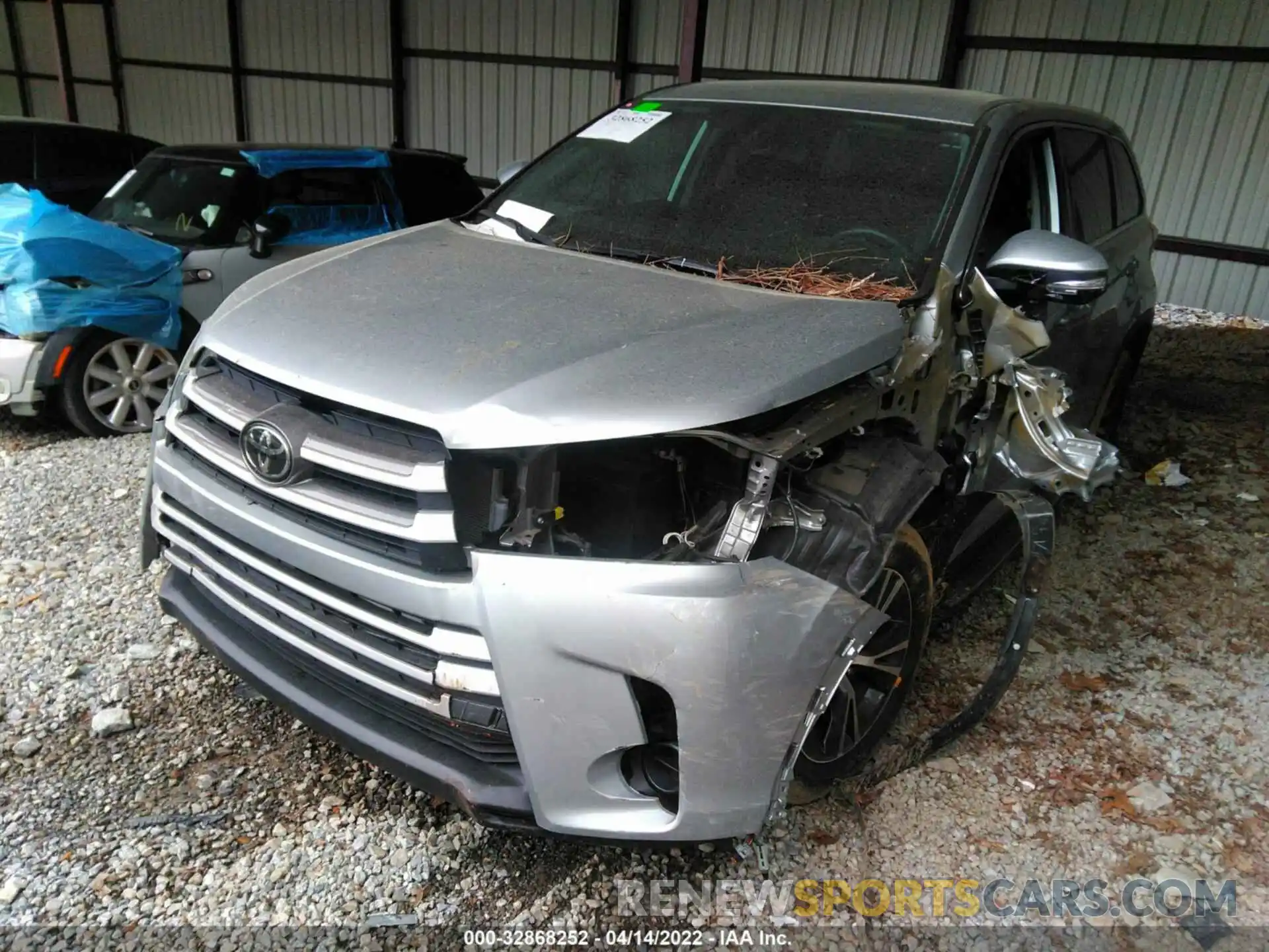 2 Фотография поврежденного автомобиля 5TDZARFH2KS045785 TOYOTA HIGHLANDER 2019