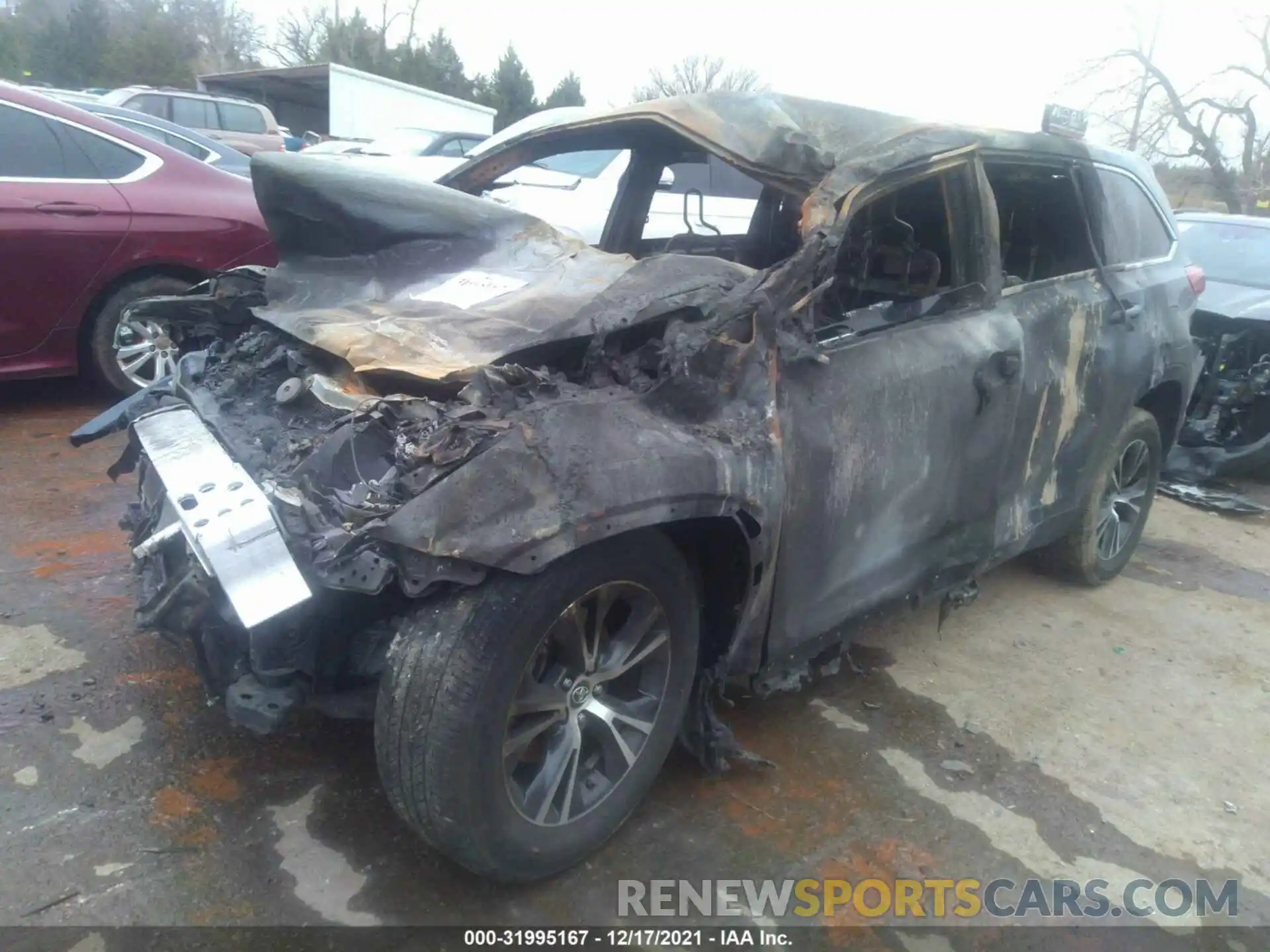 2 Фотография поврежденного автомобиля 5TDZARFH2KS046922 TOYOTA HIGHLANDER 2019