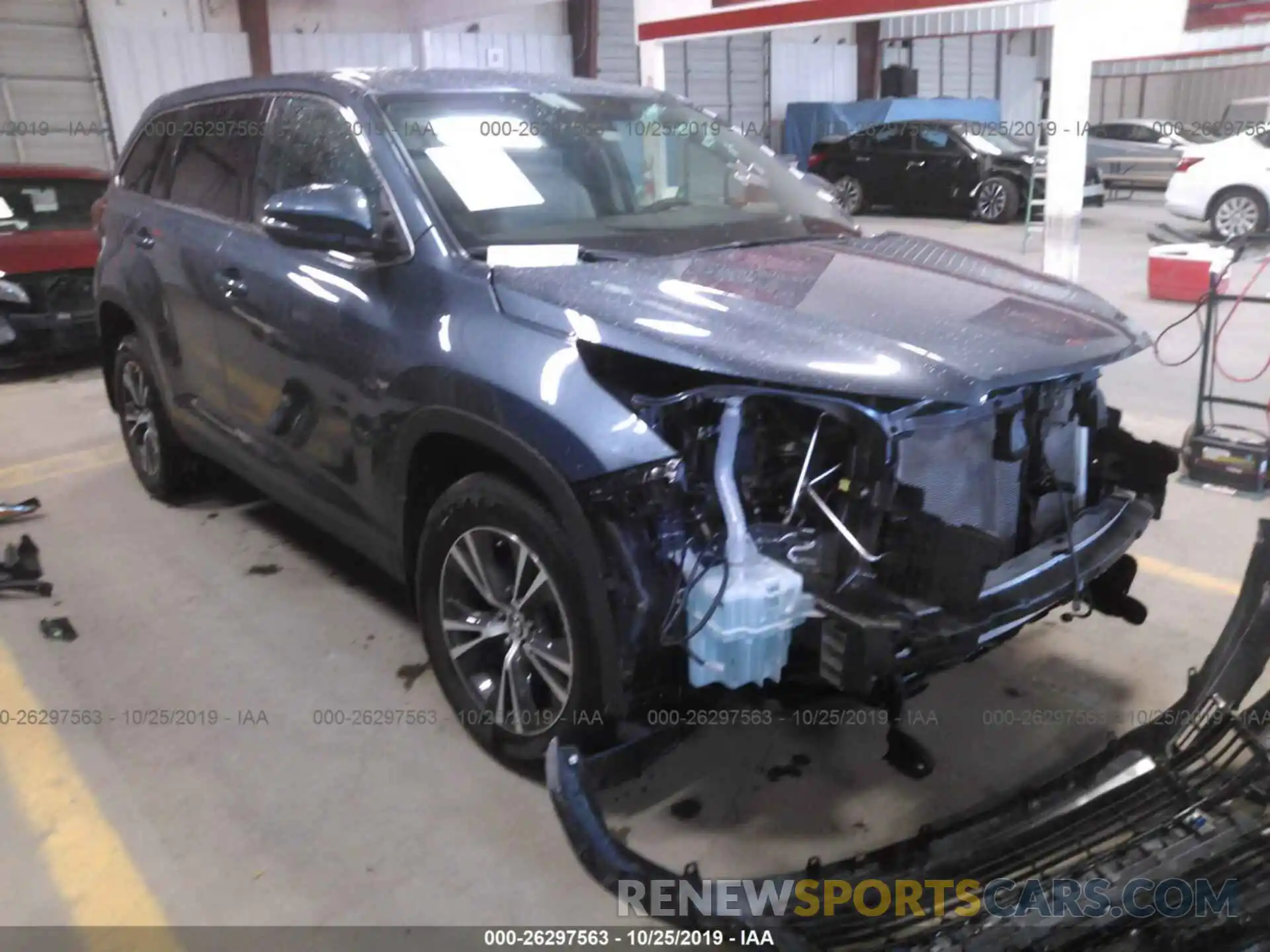 1 Photograph of a damaged car 5TDZARFH2KS053384 TOYOTA HIGHLANDER 2019