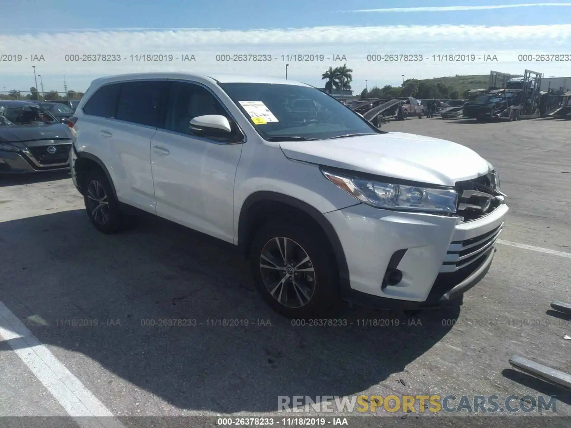 1 Photograph of a damaged car 5TDZARFH2KS054616 TOYOTA HIGHLANDER 2019