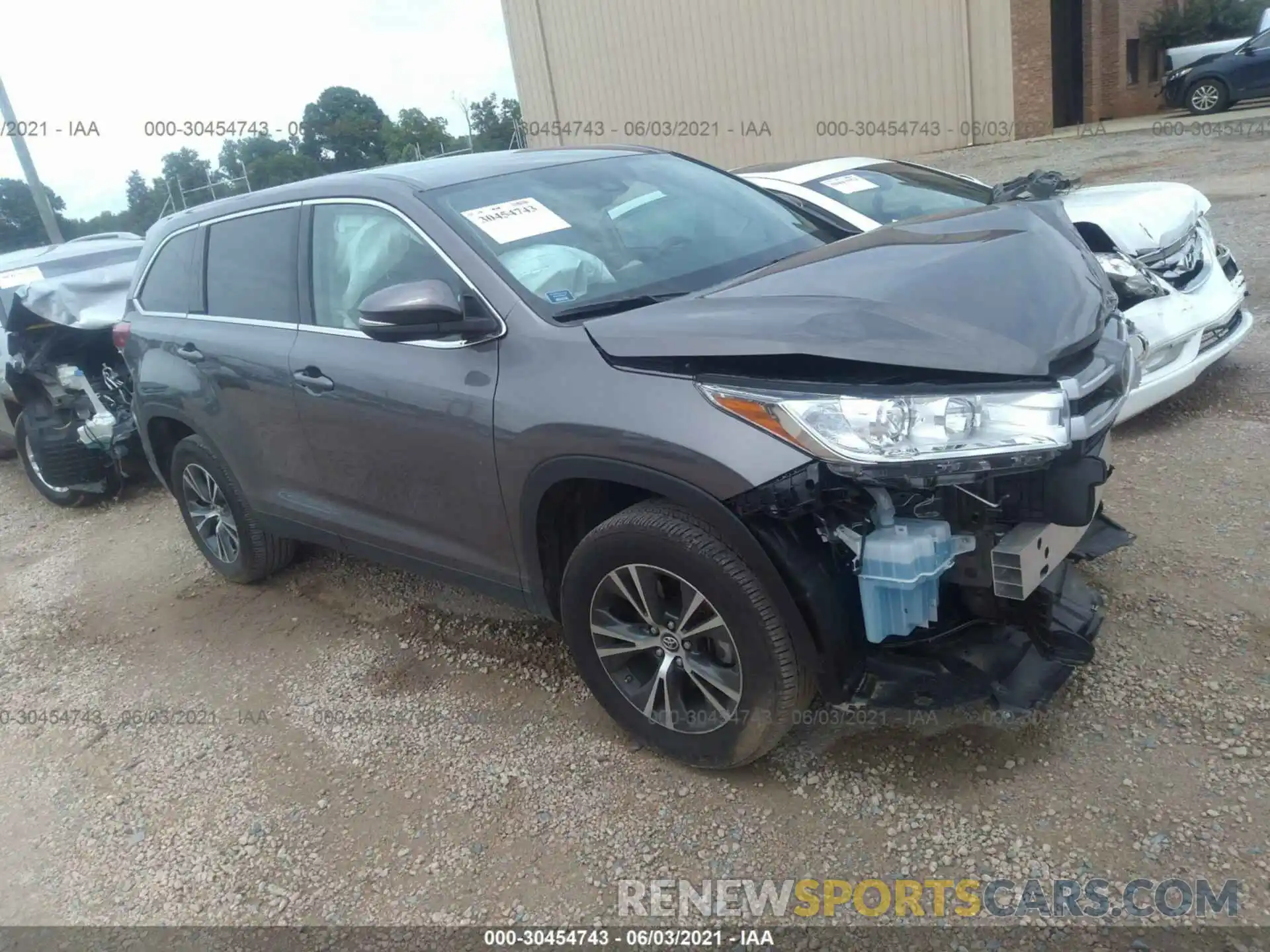 1 Photograph of a damaged car 5TDZARFH2KS058567 TOYOTA HIGHLANDER 2019