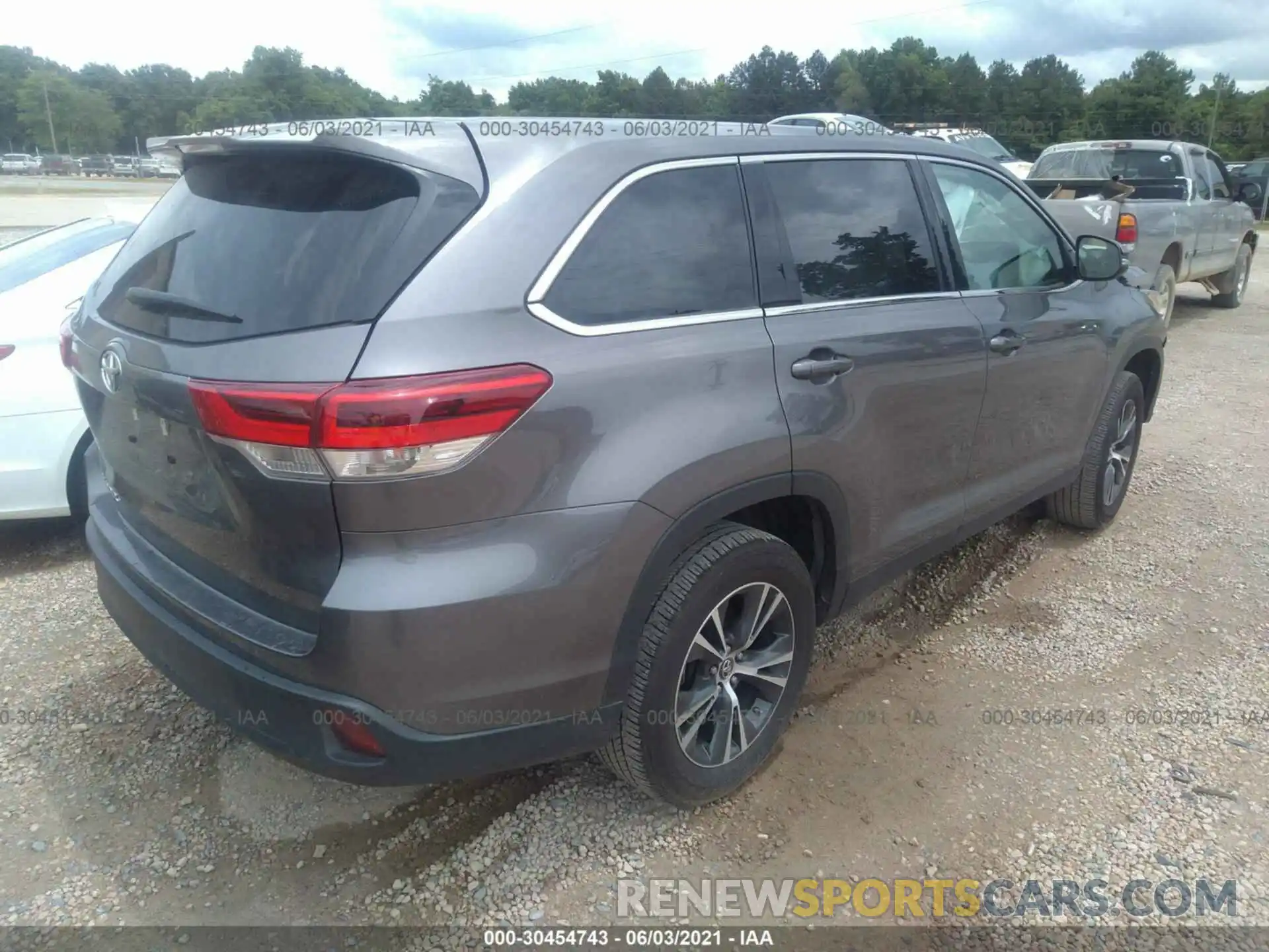 4 Фотография поврежденного автомобиля 5TDZARFH2KS058567 TOYOTA HIGHLANDER 2019