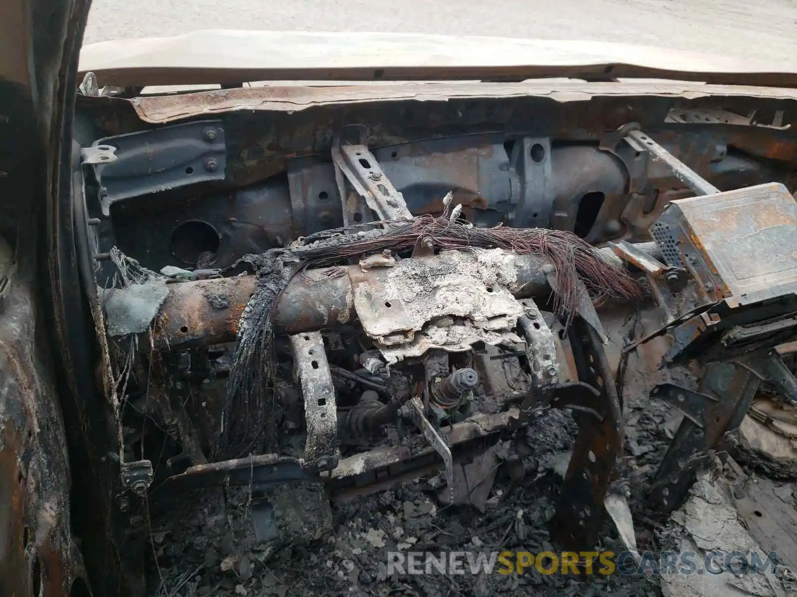 8 Photograph of a damaged car 5TDZARFH3KS046704 TOYOTA HIGHLANDER 2019