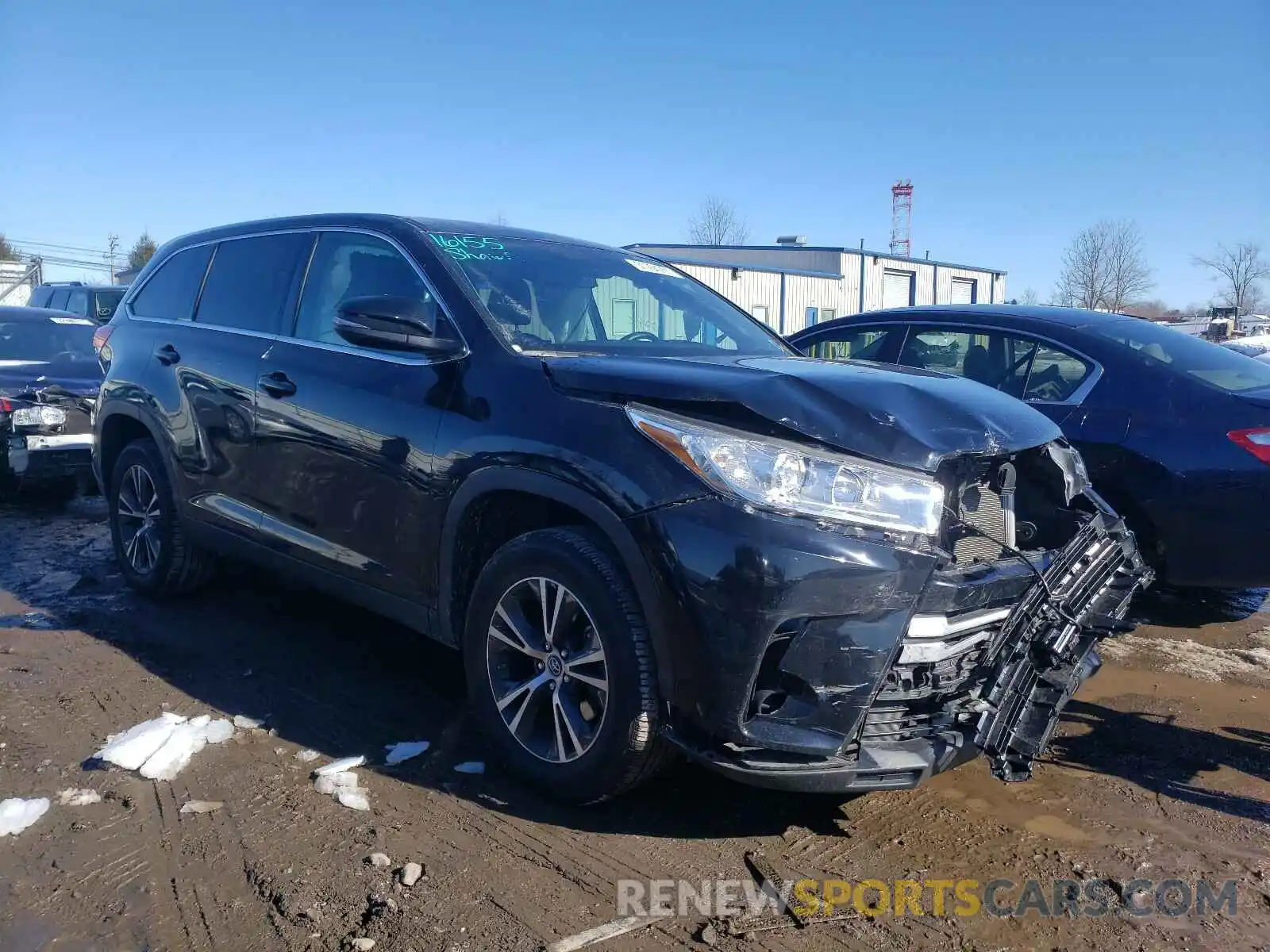 1 Photograph of a damaged car 5TDZARFH3KS057489 TOYOTA HIGHLANDER 2019