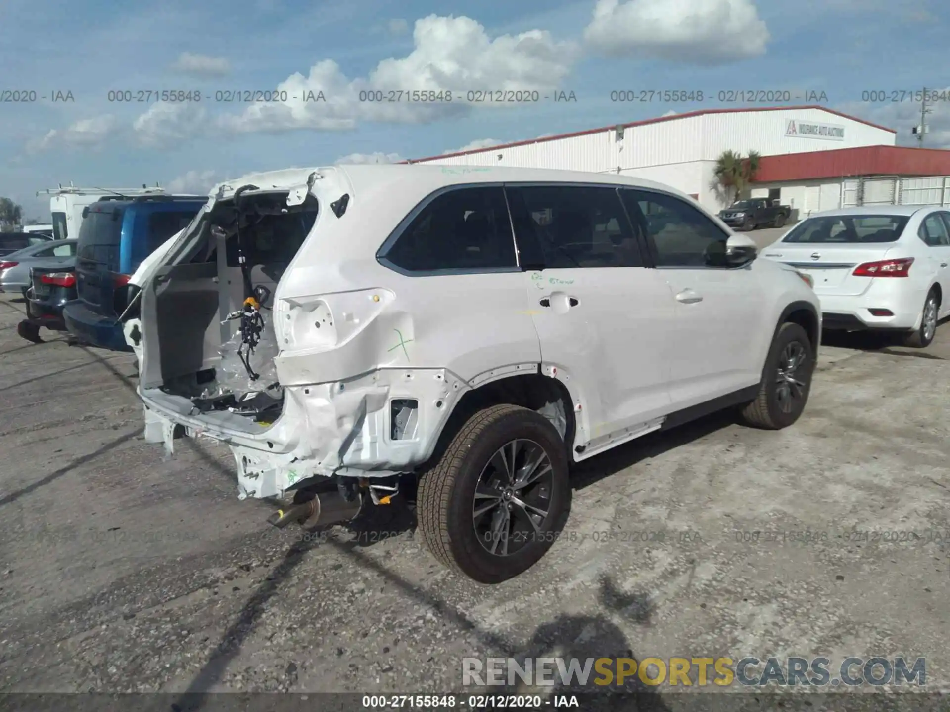 4 Фотография поврежденного автомобиля 5TDZARFH3KS058478 TOYOTA HIGHLANDER 2019