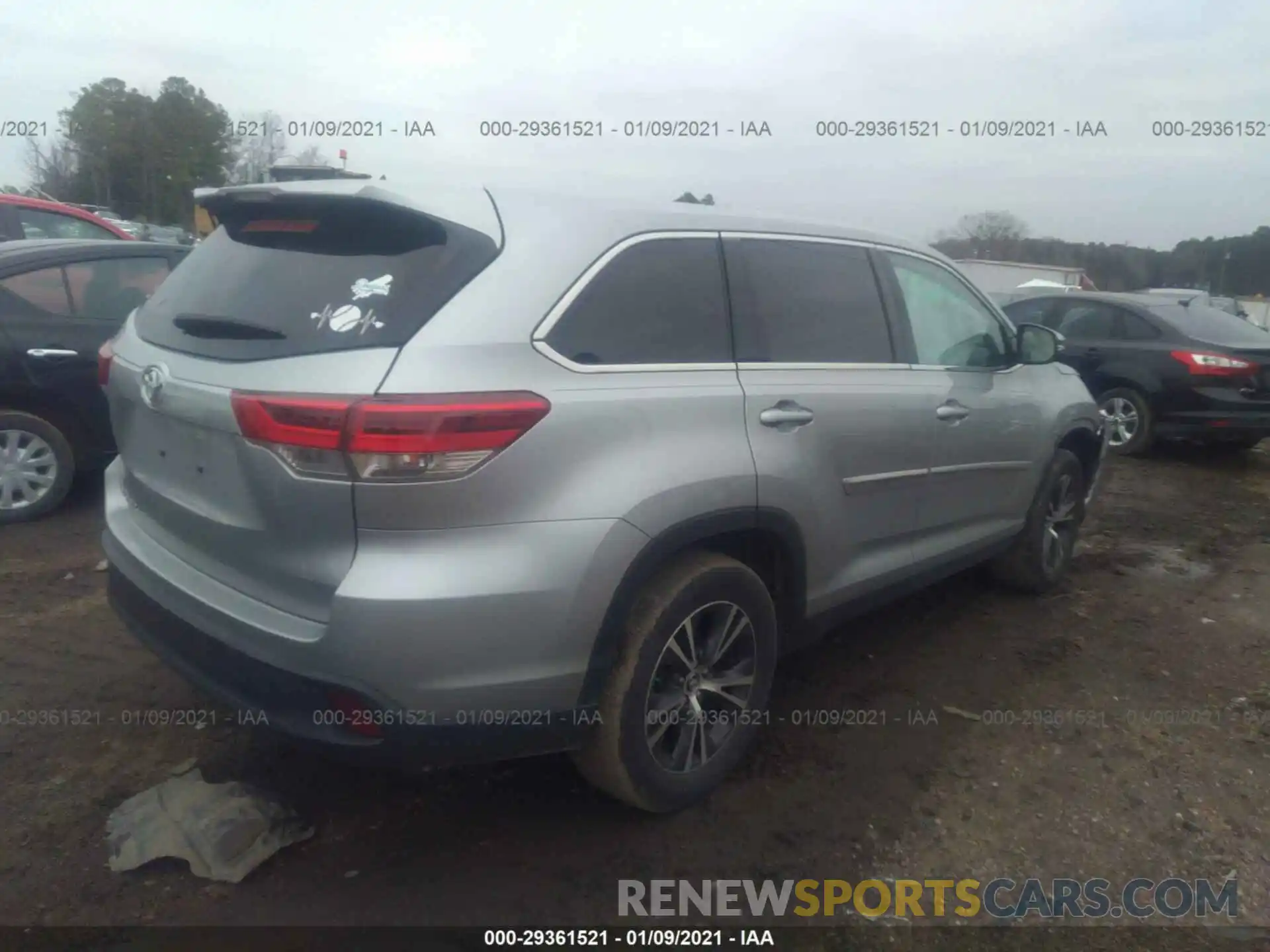 4 Фотография поврежденного автомобиля 5TDZARFH4KS043584 TOYOTA HIGHLANDER 2019