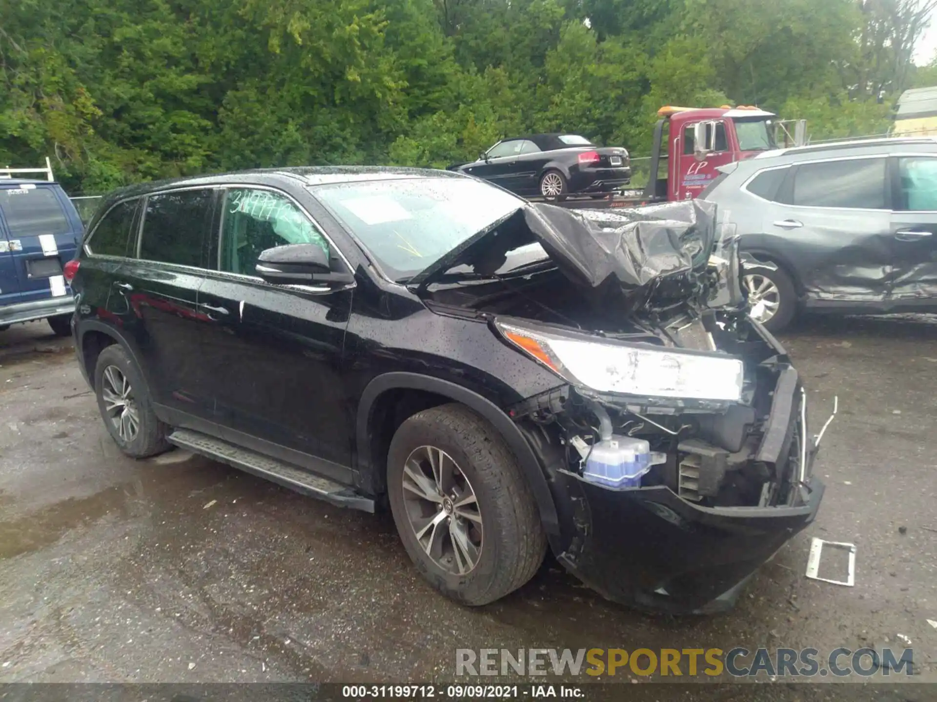 1 Photograph of a damaged car 5TDZARFH4KS049255 TOYOTA HIGHLANDER 2019