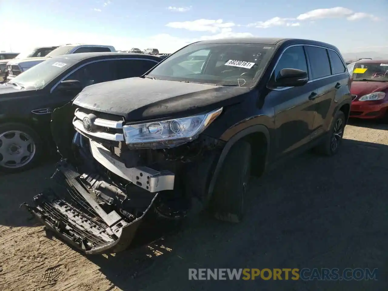 2 Photograph of a damaged car 5TDZARFH4KS050437 TOYOTA HIGHLANDER 2019