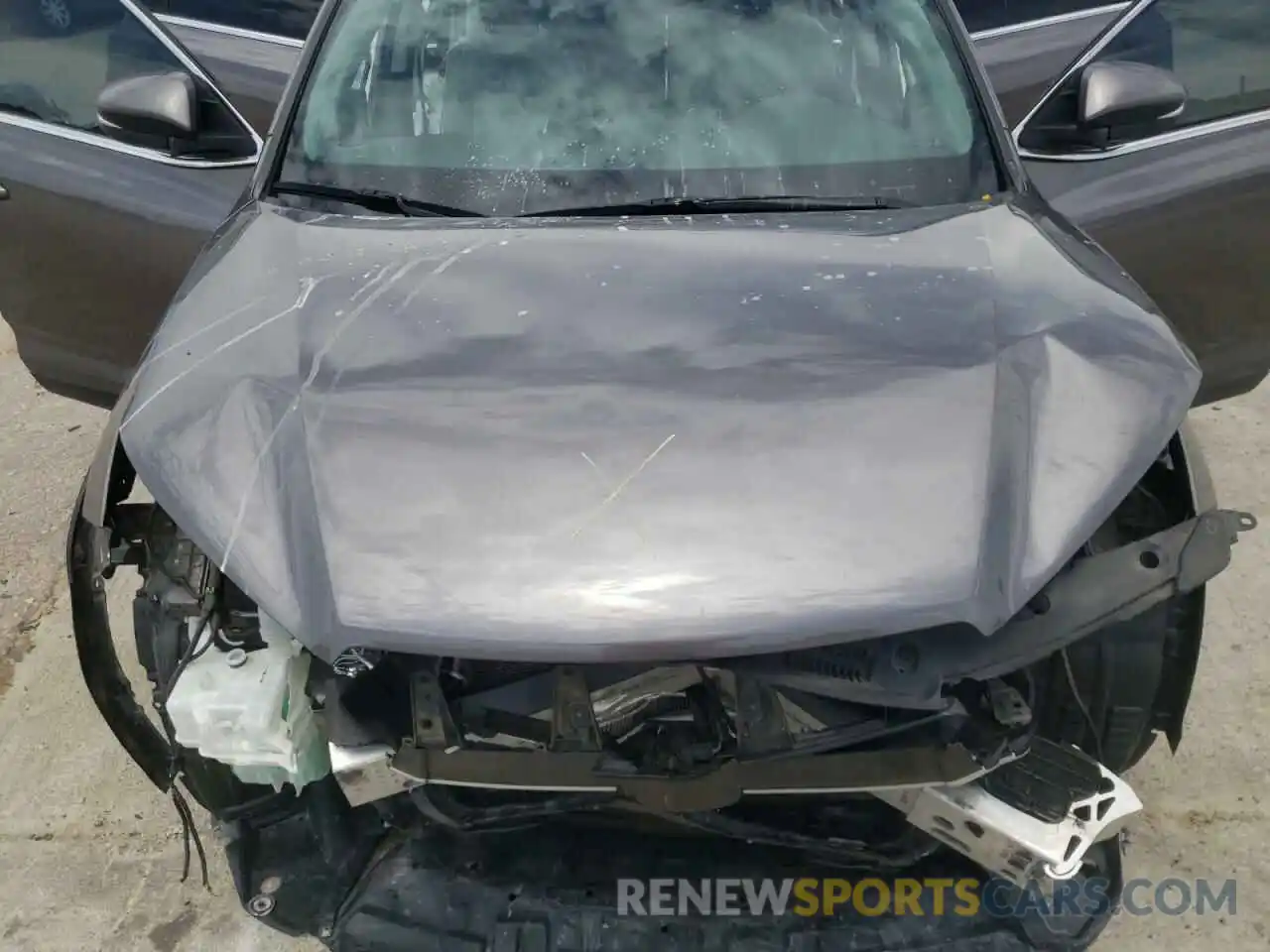 7 Photograph of a damaged car 5TDZARFH4KS050888 TOYOTA HIGHLANDER 2019