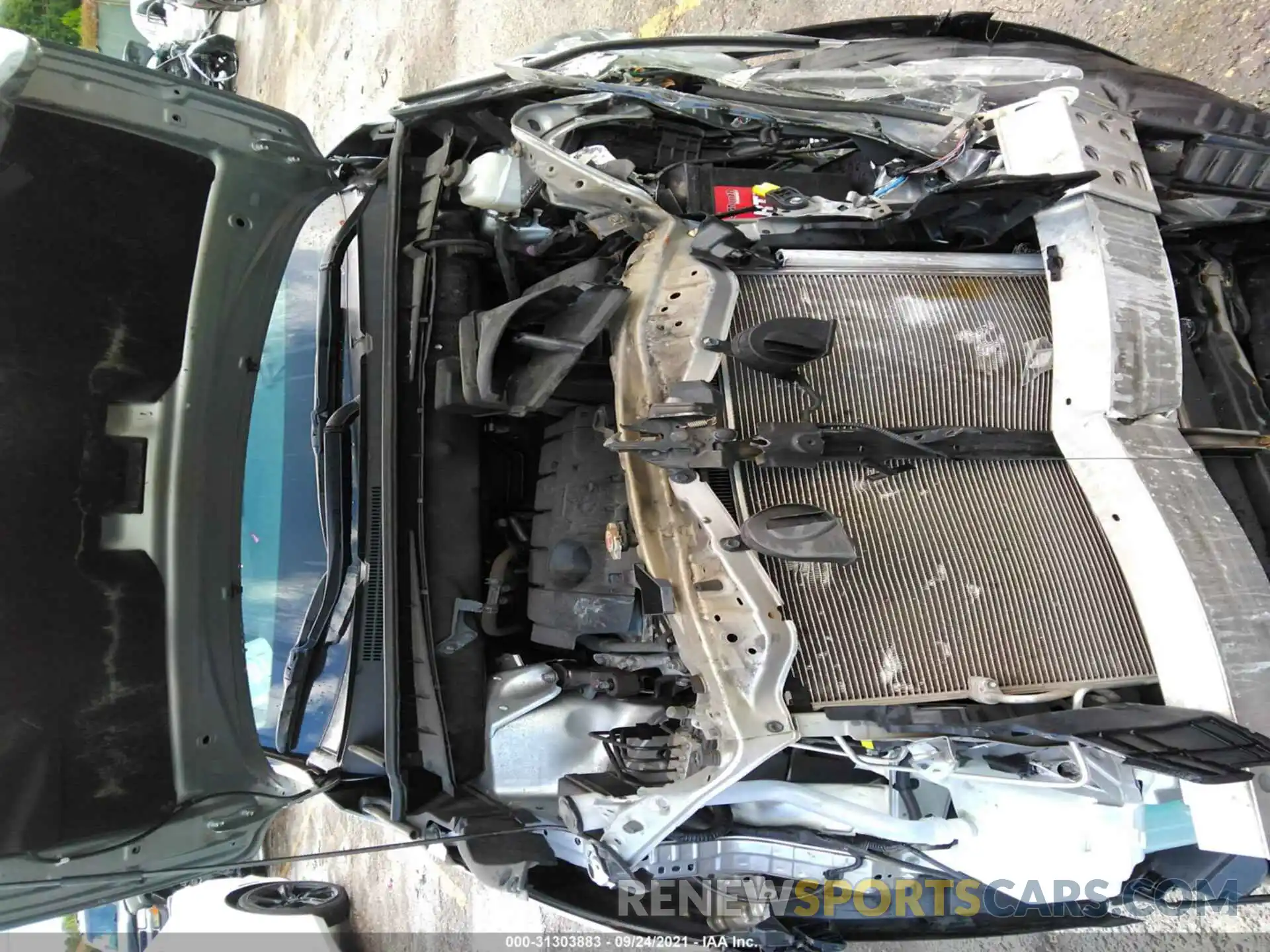 10 Photograph of a damaged car 5TDZARFH4KS052155 TOYOTA HIGHLANDER 2019