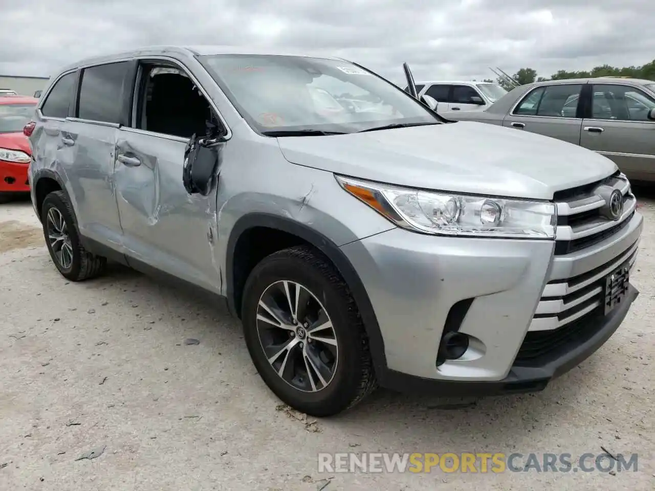 1 Photograph of a damaged car 5TDZARFH4KS056013 TOYOTA HIGHLANDER 2019