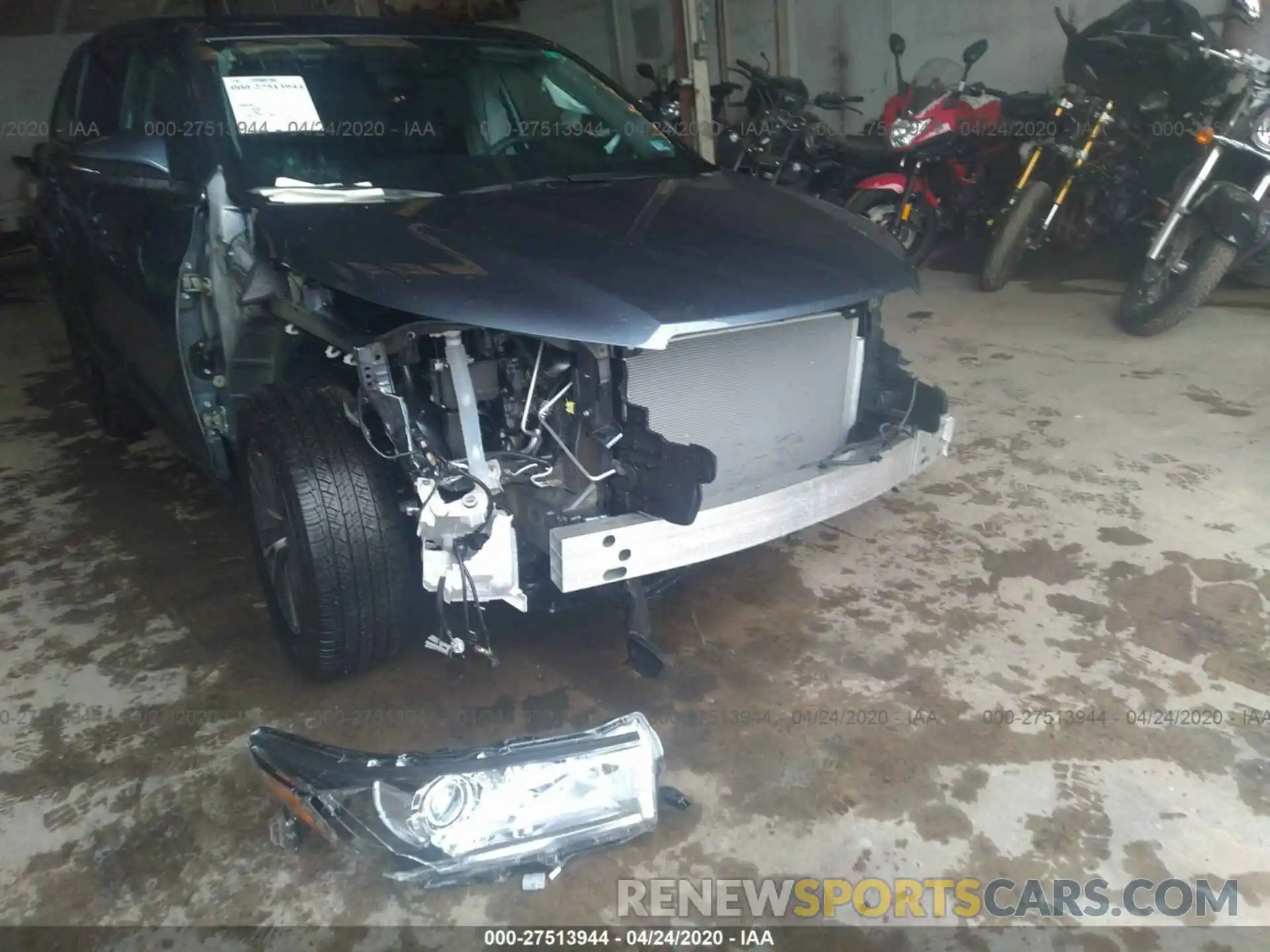 6 Photograph of a damaged car 5TDZARFH4KS056710 TOYOTA HIGHLANDER 2019