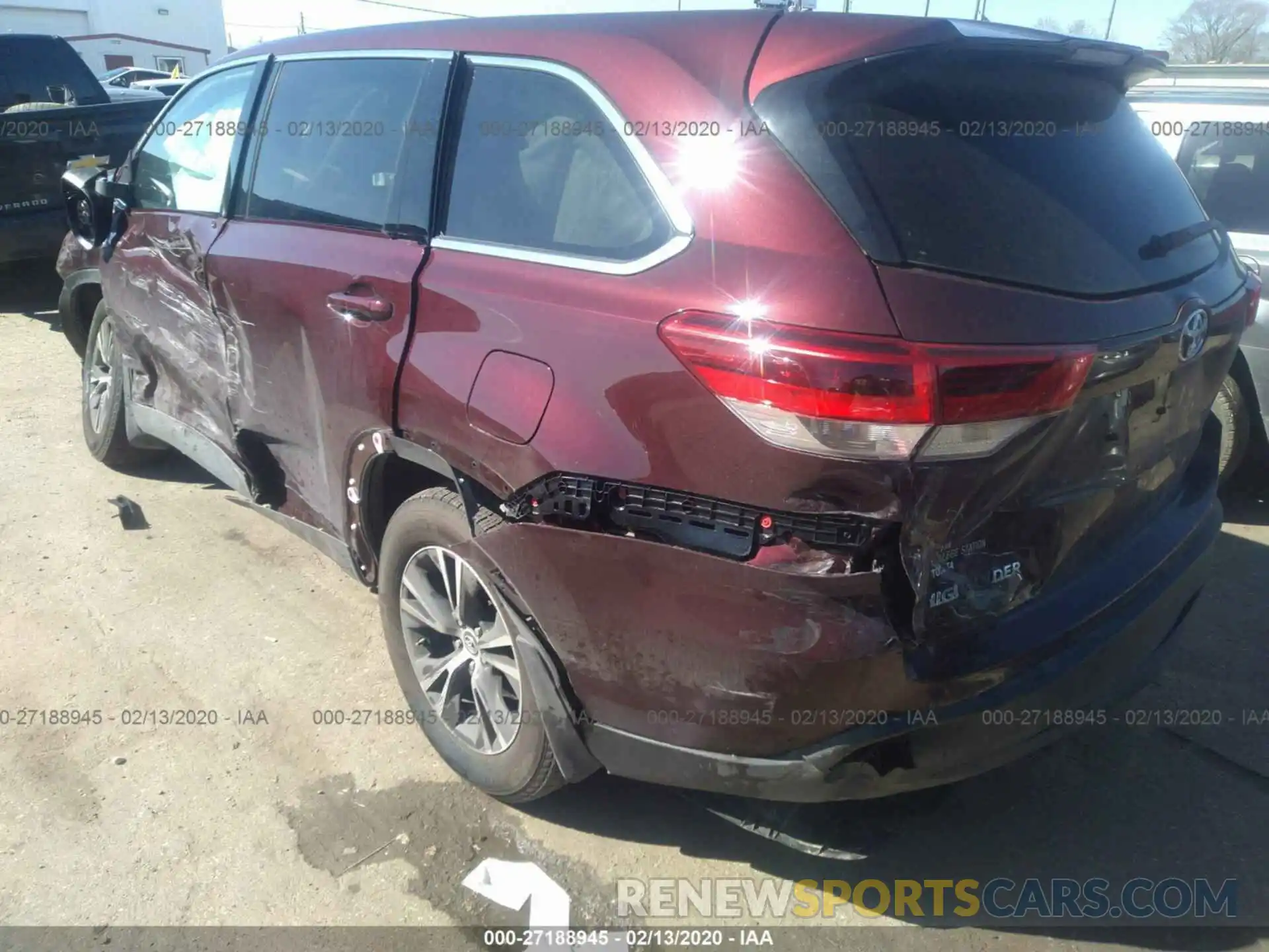 3 Фотография поврежденного автомобиля 5TDZARFH4KS059722 TOYOTA HIGHLANDER 2019