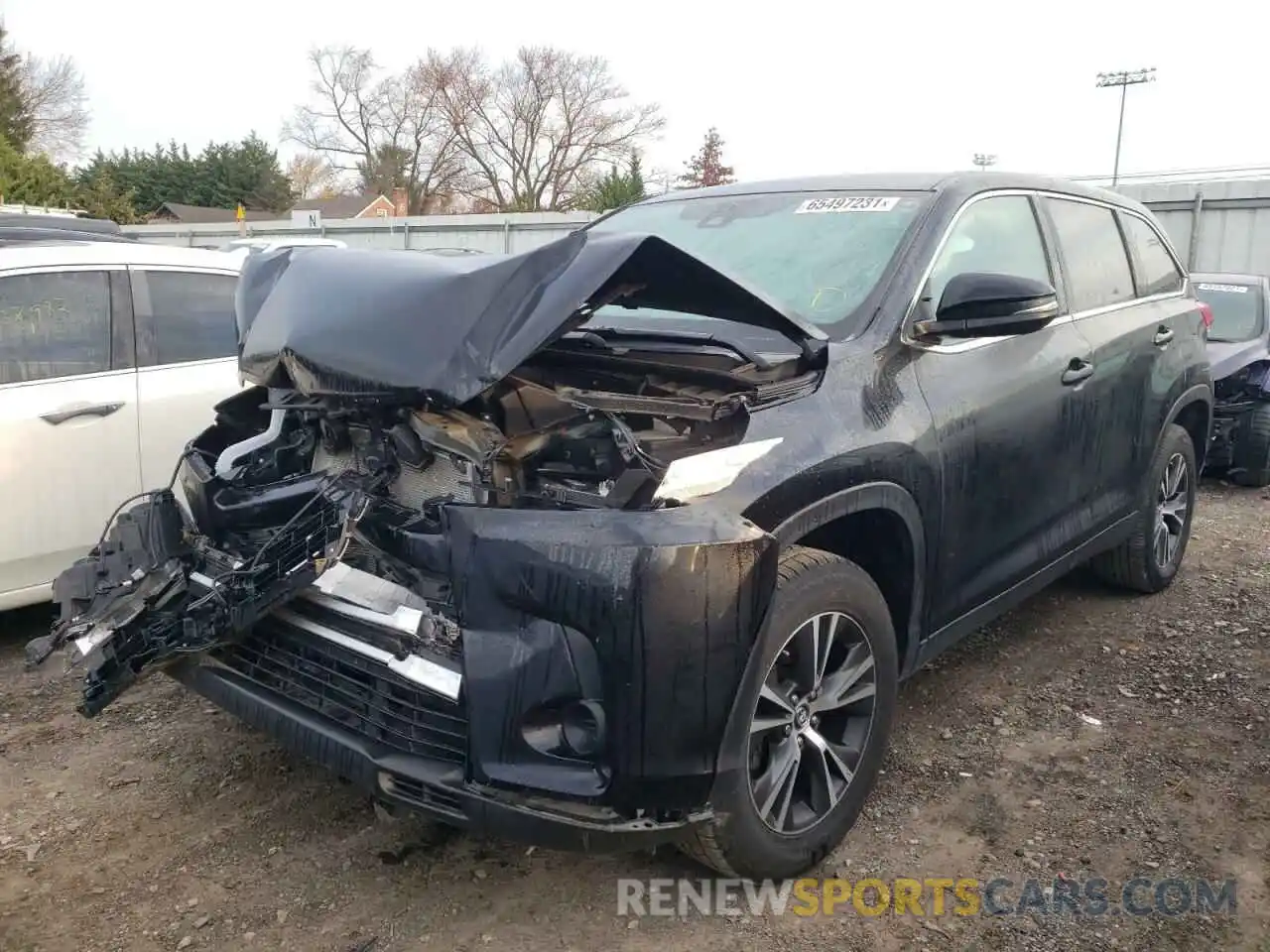 2 Photograph of a damaged car 5TDZARFH4KS059767 TOYOTA HIGHLANDER 2019