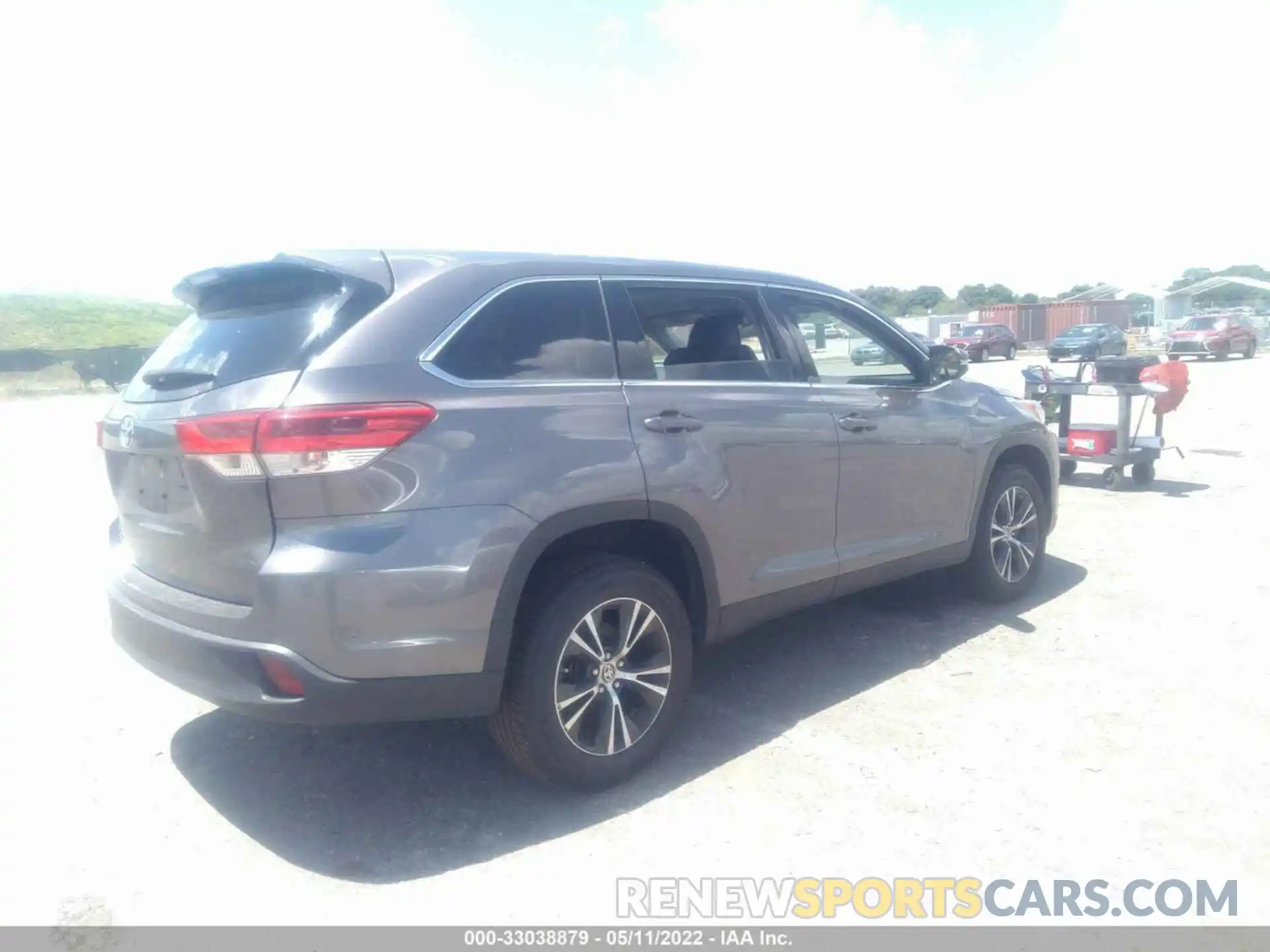 4 Фотография поврежденного автомобиля 5TDZARFH4KS060370 TOYOTA HIGHLANDER 2019