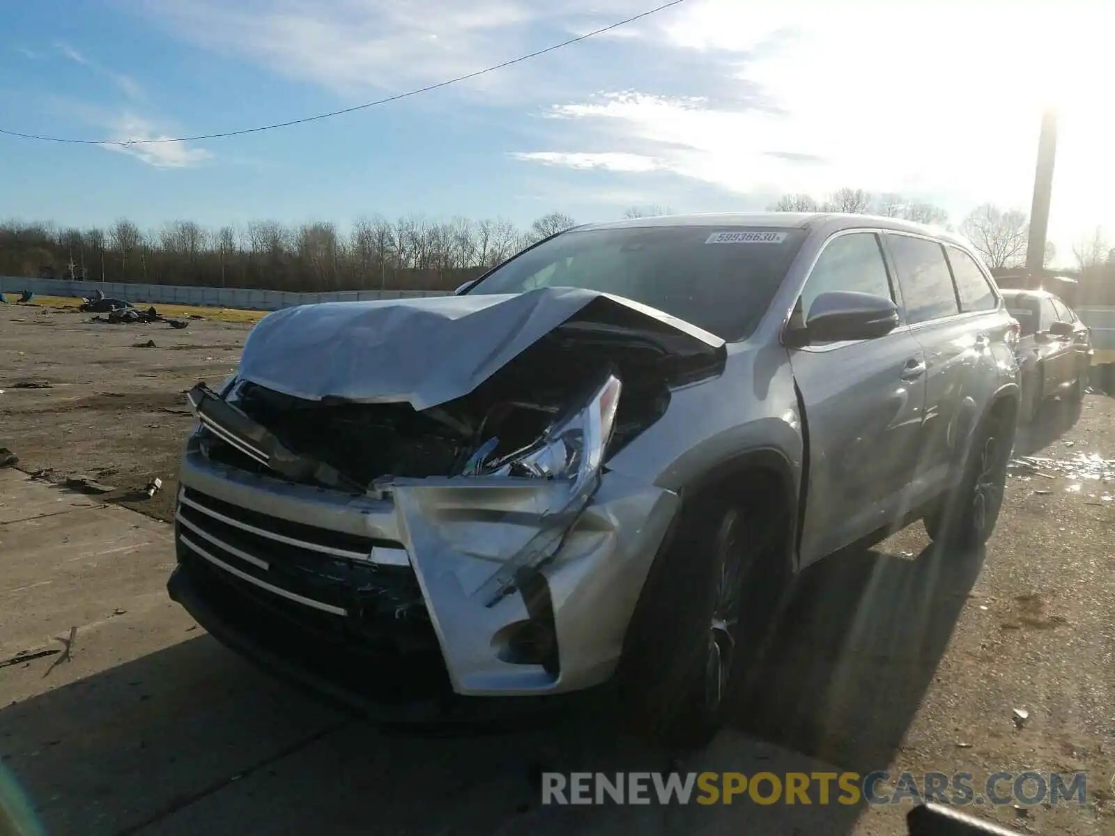 2 Photograph of a damaged car 5TDZARFH5KS044081 TOYOTA HIGHLANDER 2019