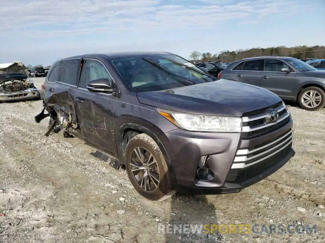 1 Photograph of a damaged car 5TDZARFH5KS046669 TOYOTA HIGHLANDER 2019