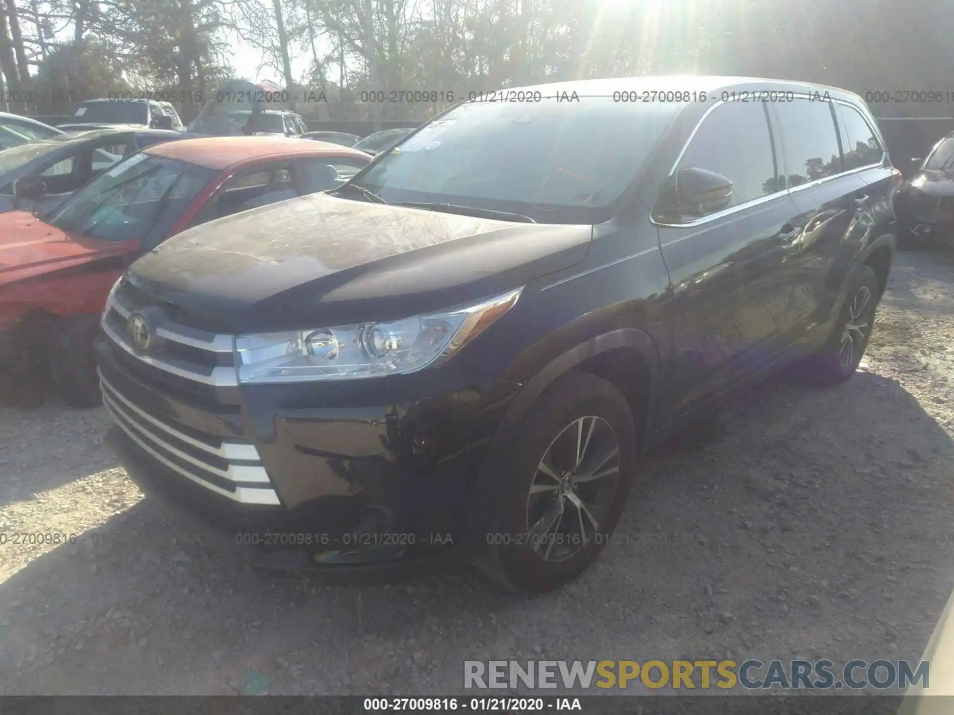 2 Photograph of a damaged car 5TDZARFH5KS047014 TOYOTA HIGHLANDER 2019