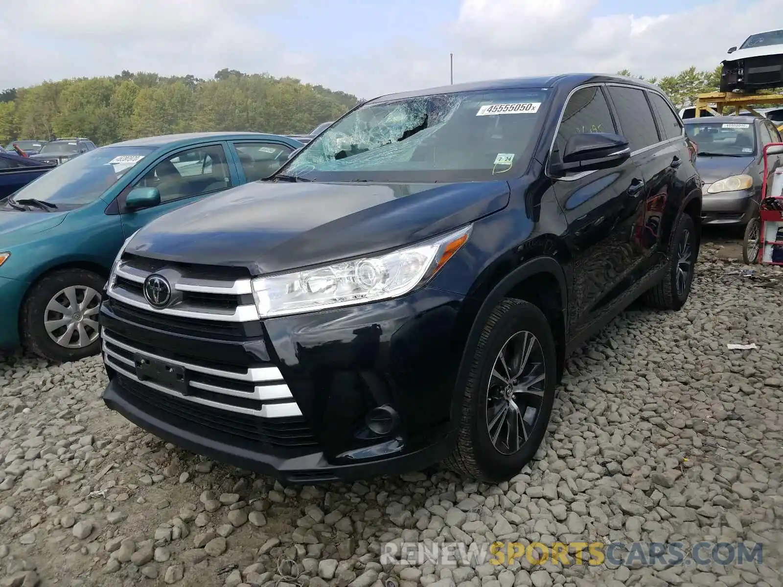 2 Photograph of a damaged car 5TDZARFH5KS047059 TOYOTA HIGHLANDER 2019