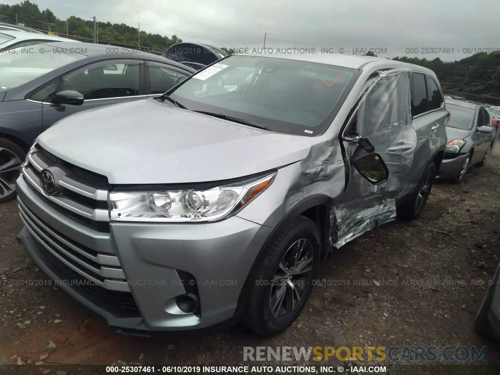 2 Фотография поврежденного автомобиля 5TDZARFH5KS047465 TOYOTA HIGHLANDER 2019