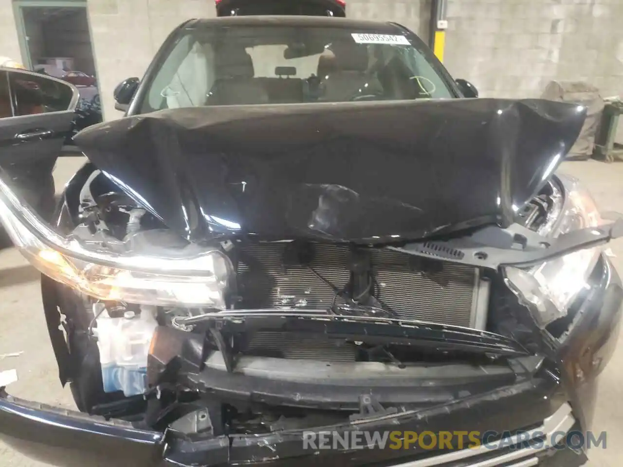 7 Photograph of a damaged car 5TDZARFH5KS049202 TOYOTA HIGHLANDER 2019