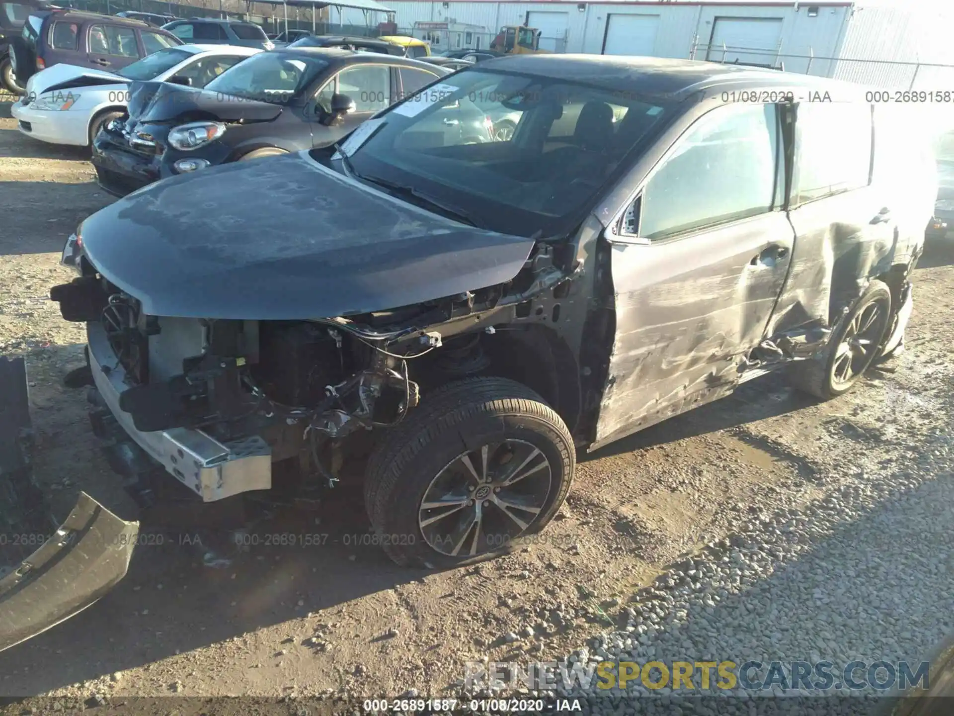 2 Photograph of a damaged car 5TDZARFH5KS049944 TOYOTA HIGHLANDER 2019