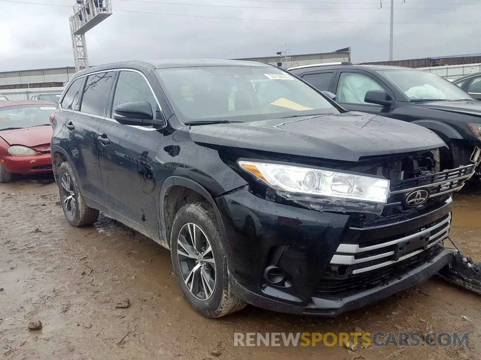 1 Photograph of a damaged car 5TDZARFH5KS051600 TOYOTA HIGHLANDER 2019