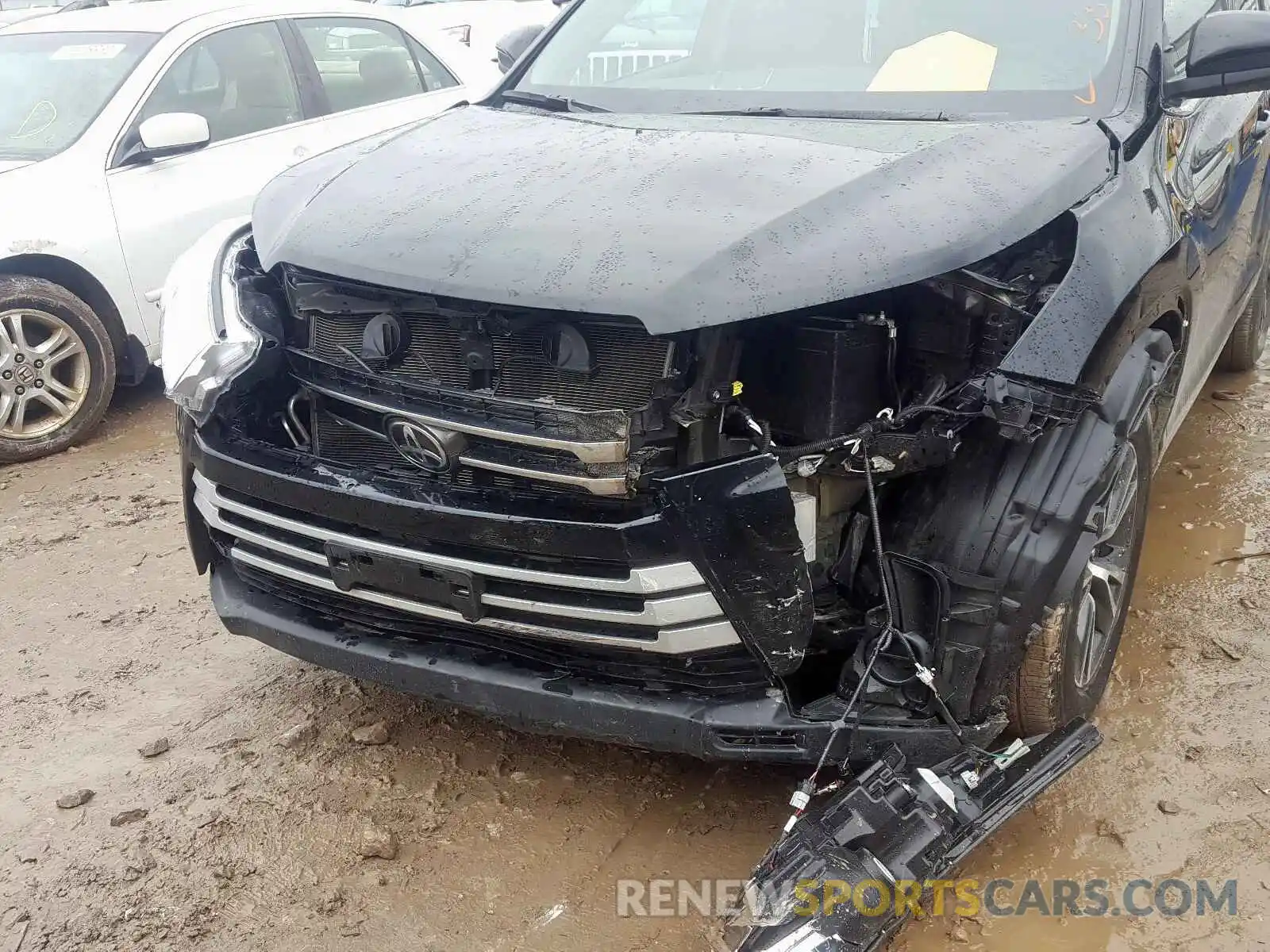 9 Photograph of a damaged car 5TDZARFH5KS051600 TOYOTA HIGHLANDER 2019