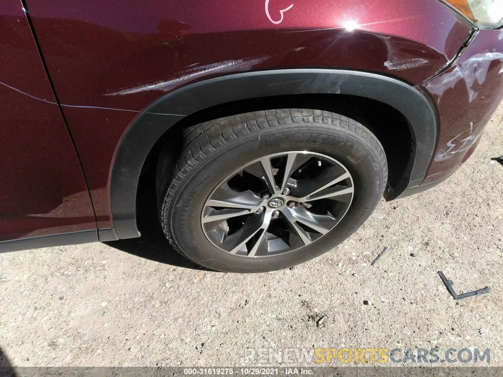 14 Фотография поврежденного автомобиля 5TDZARFH5KS053525 TOYOTA HIGHLANDER 2019