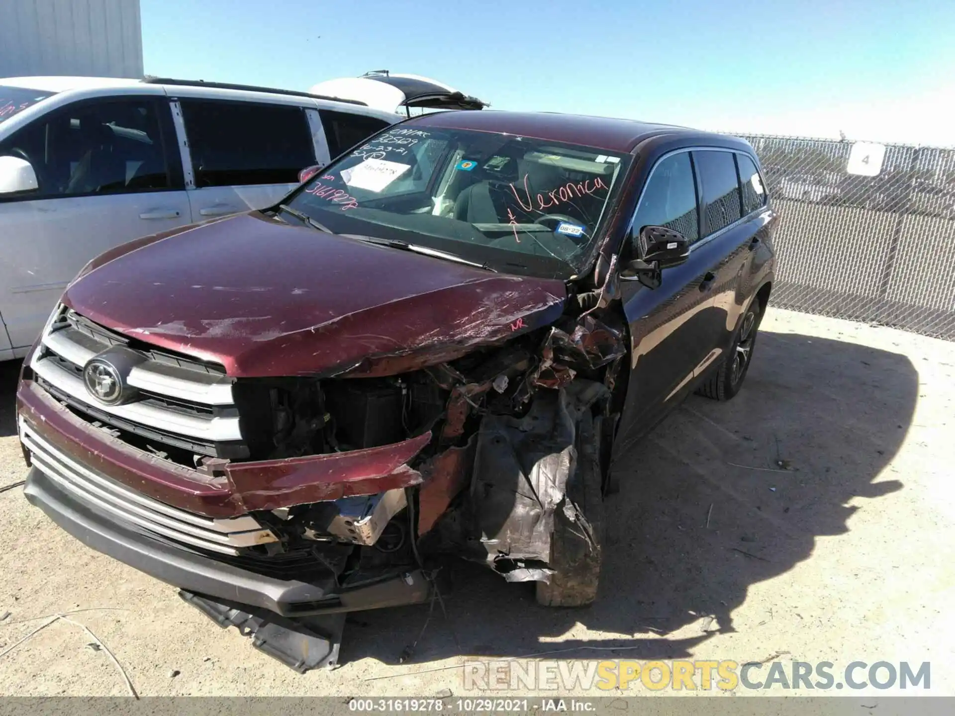 2 Фотография поврежденного автомобиля 5TDZARFH5KS053525 TOYOTA HIGHLANDER 2019