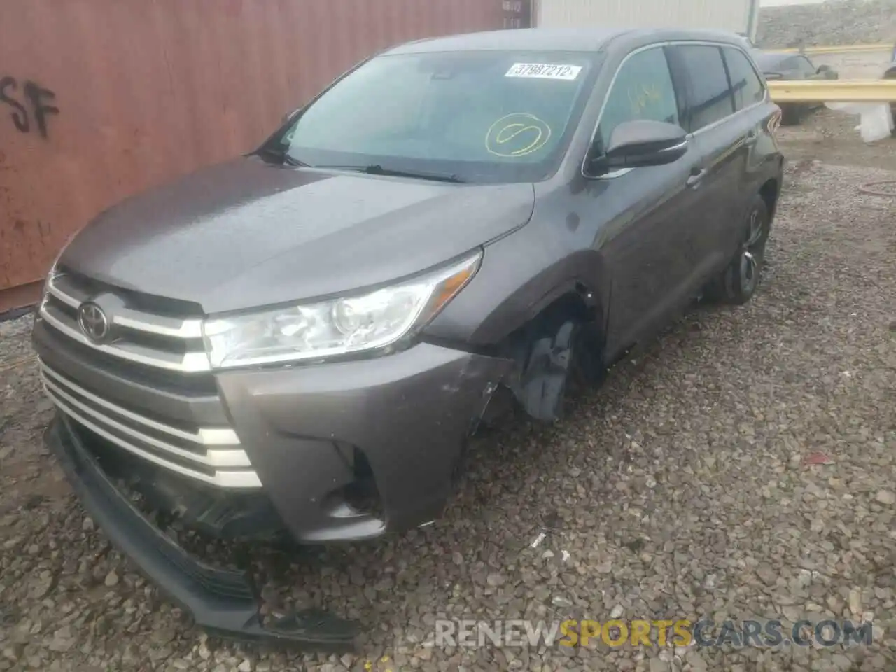 2 Photograph of a damaged car 5TDZARFH5KS055324 TOYOTA HIGHLANDER 2019