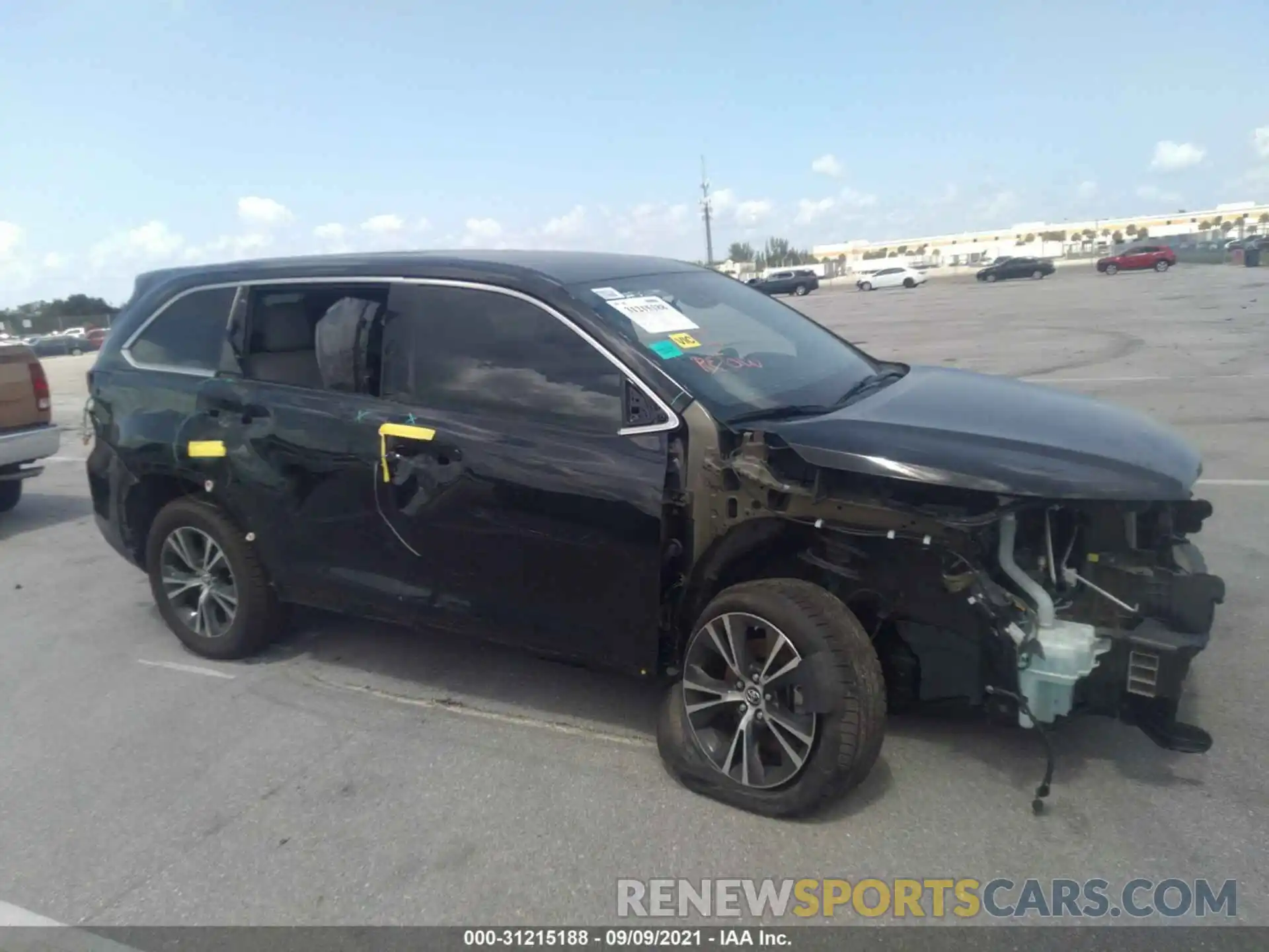 6 Photograph of a damaged car 5TDZARFH5KS056005 TOYOTA HIGHLANDER 2019