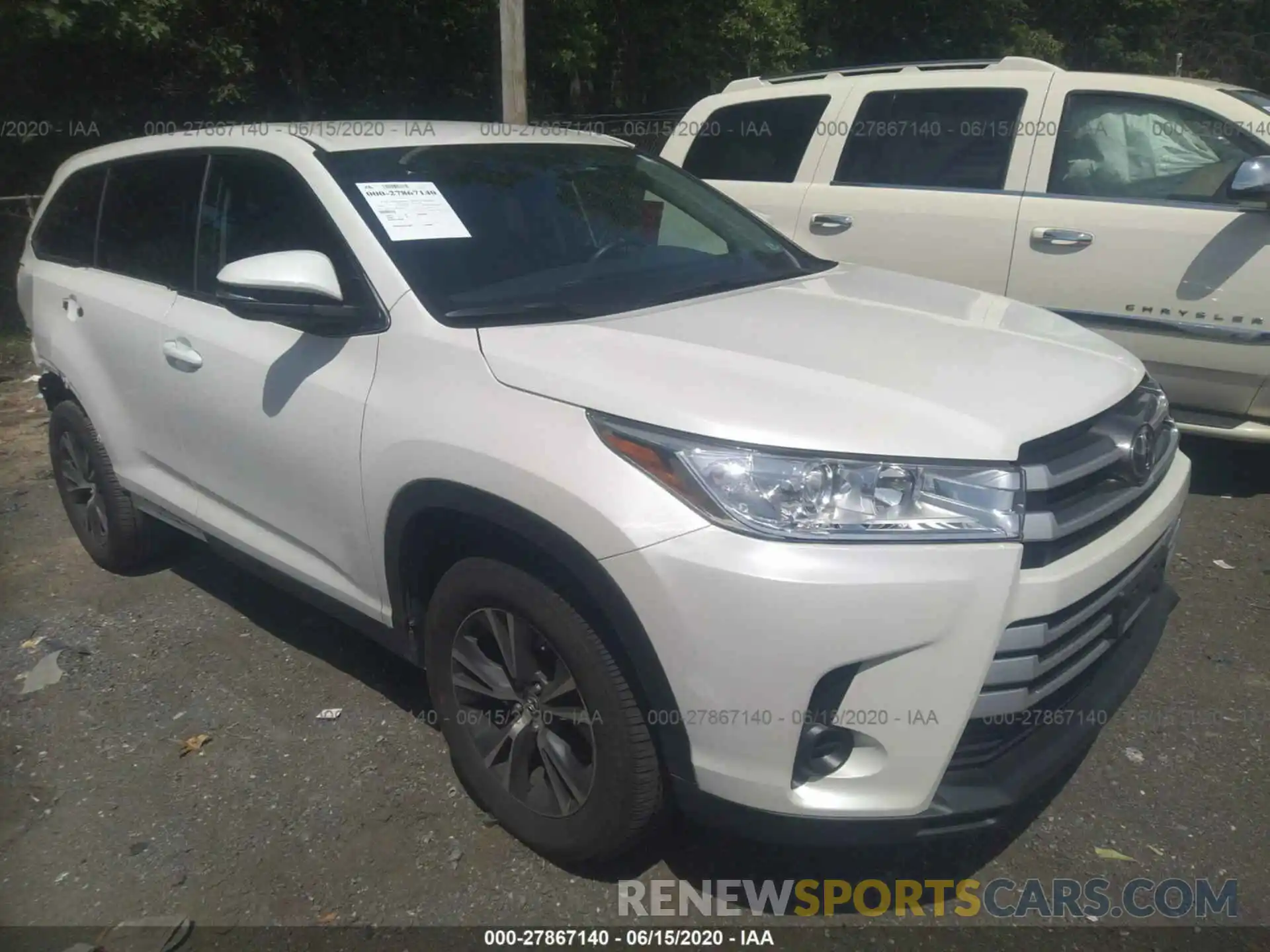 1 Photograph of a damaged car 5TDZARFH5KS056084 TOYOTA HIGHLANDER 2019