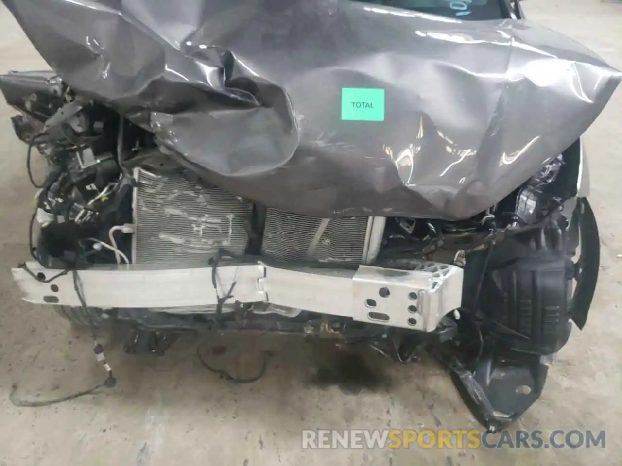 9 Photograph of a damaged car 5TDZARFH5KS056294 TOYOTA HIGHLANDER 2019