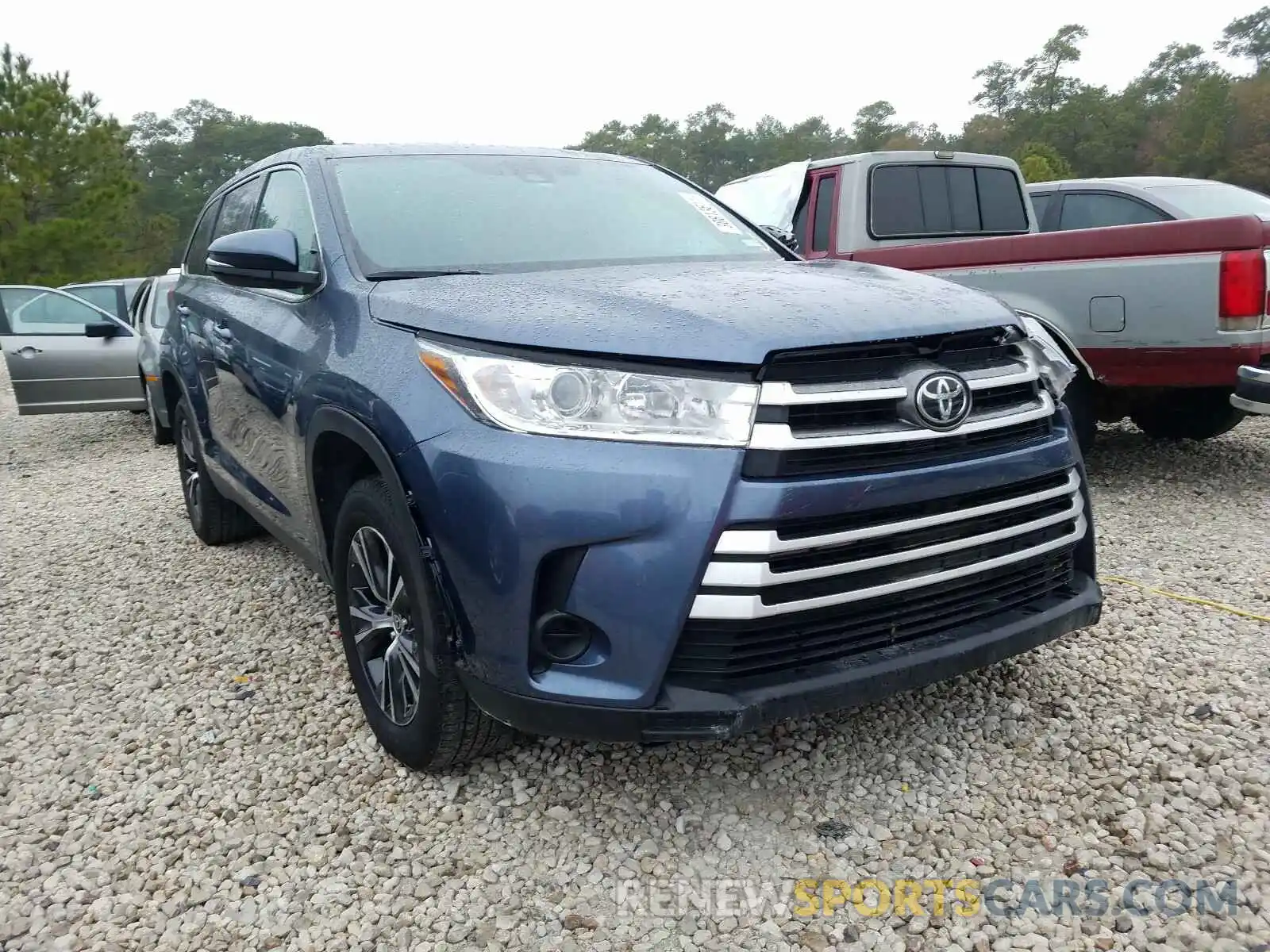 1 Photograph of a damaged car 5TDZARFH5KS060247 TOYOTA HIGHLANDER 2019